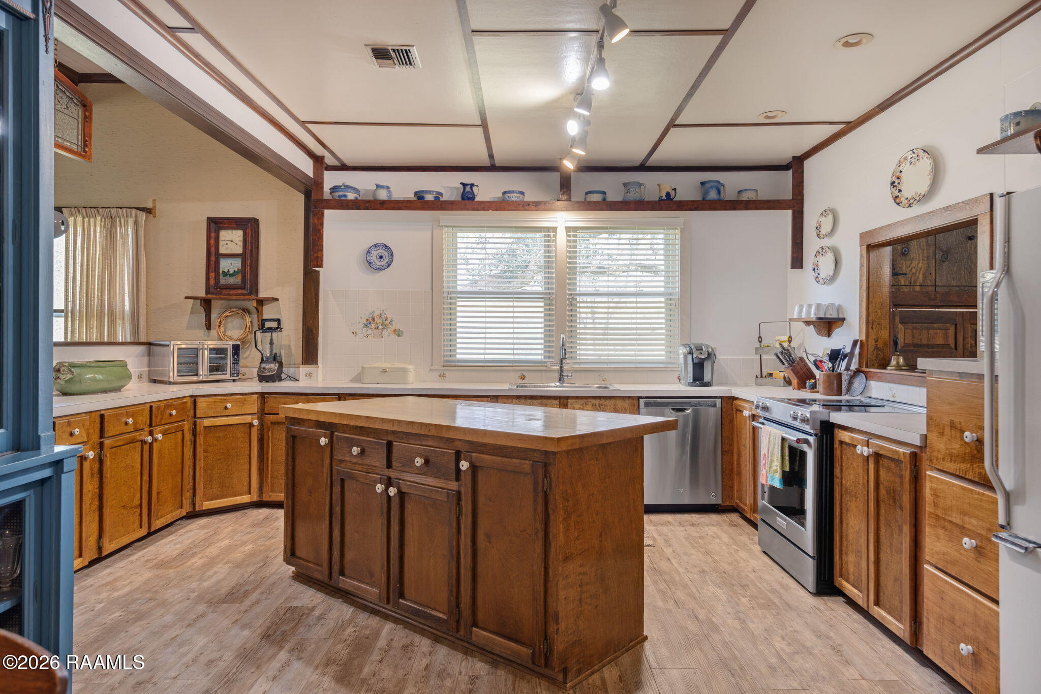 411 Wiggins Road