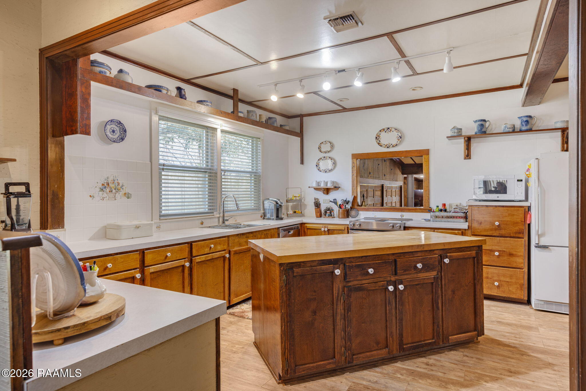 411 Wiggins Road