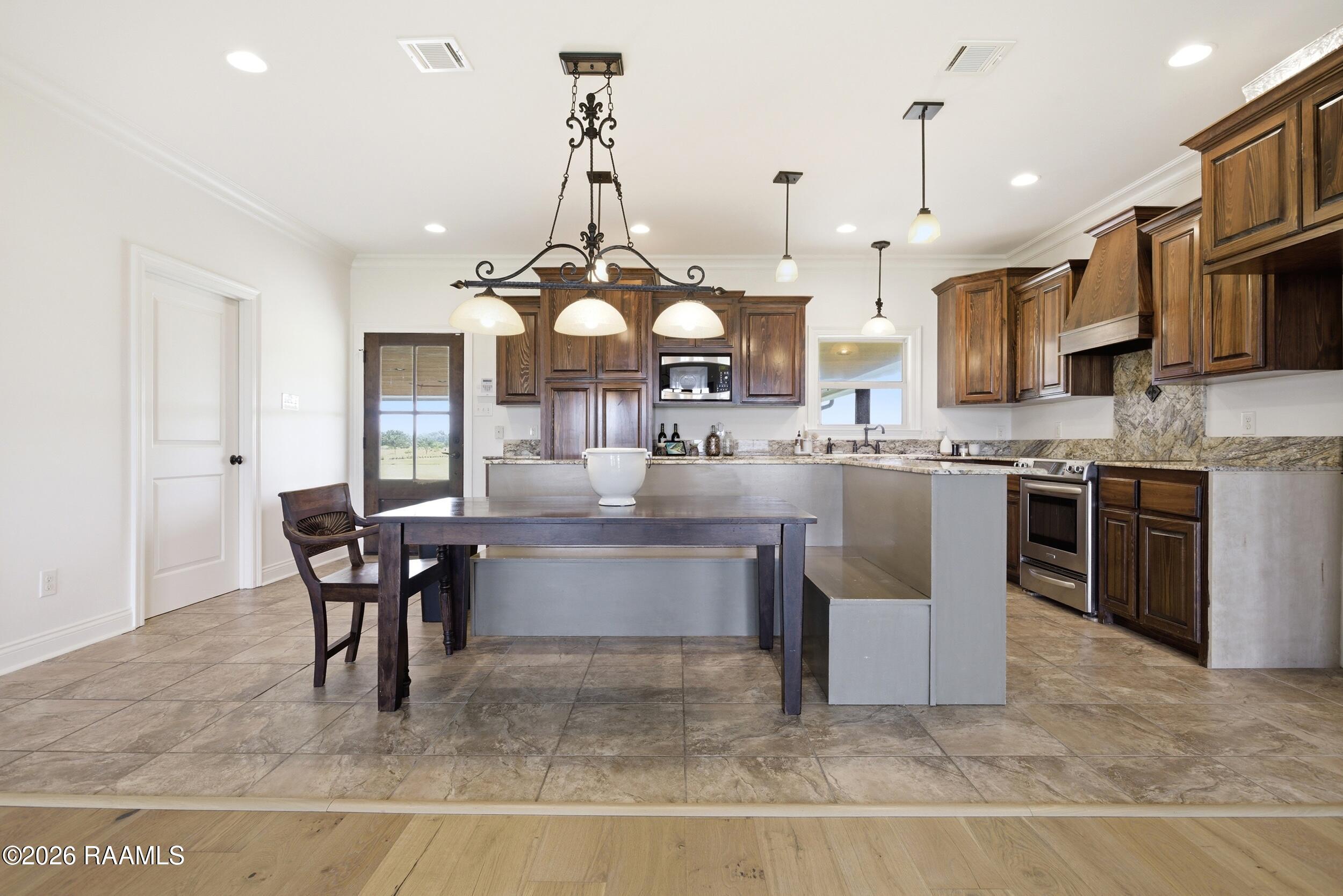 821 Casper Road