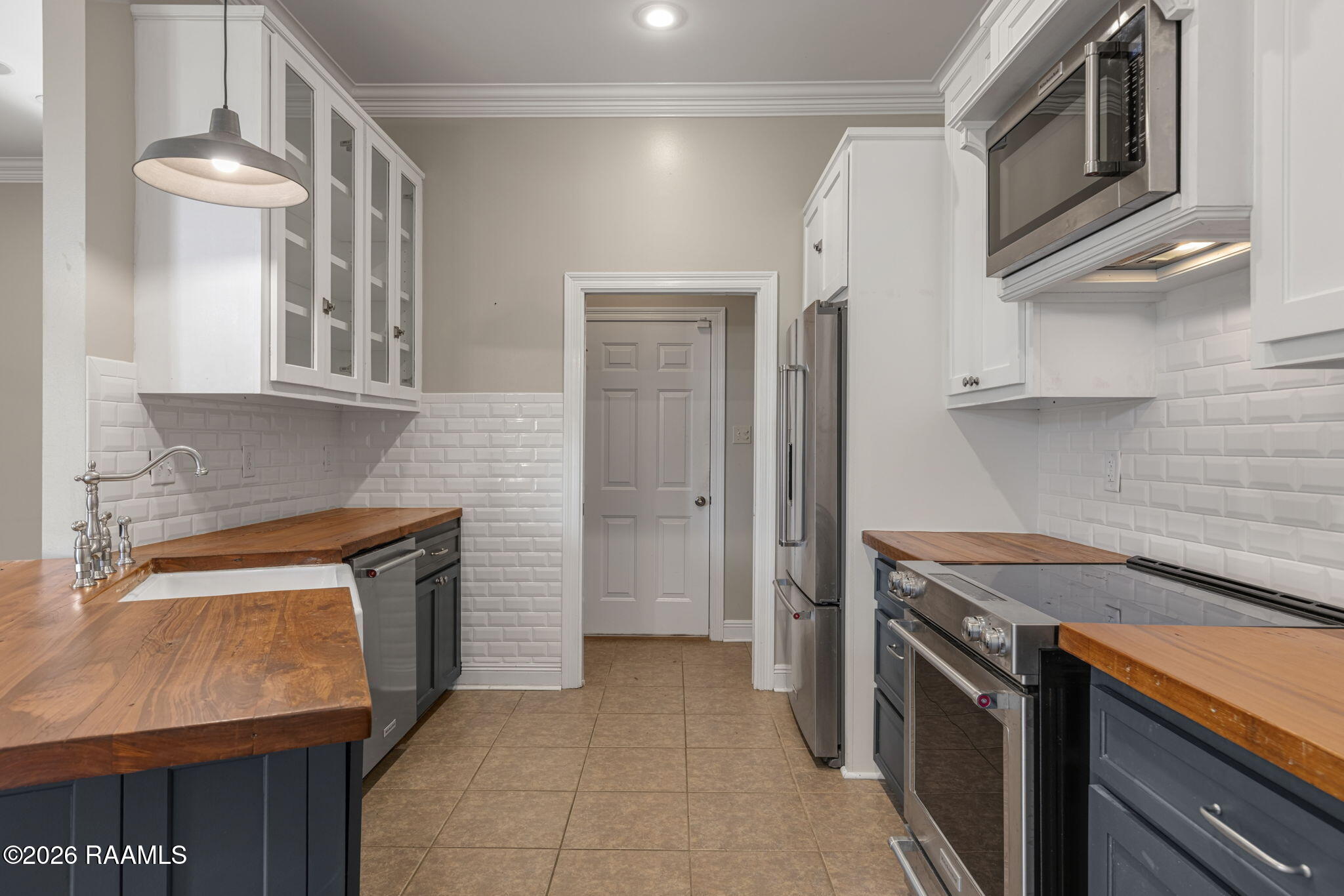 506 Doloria Drive