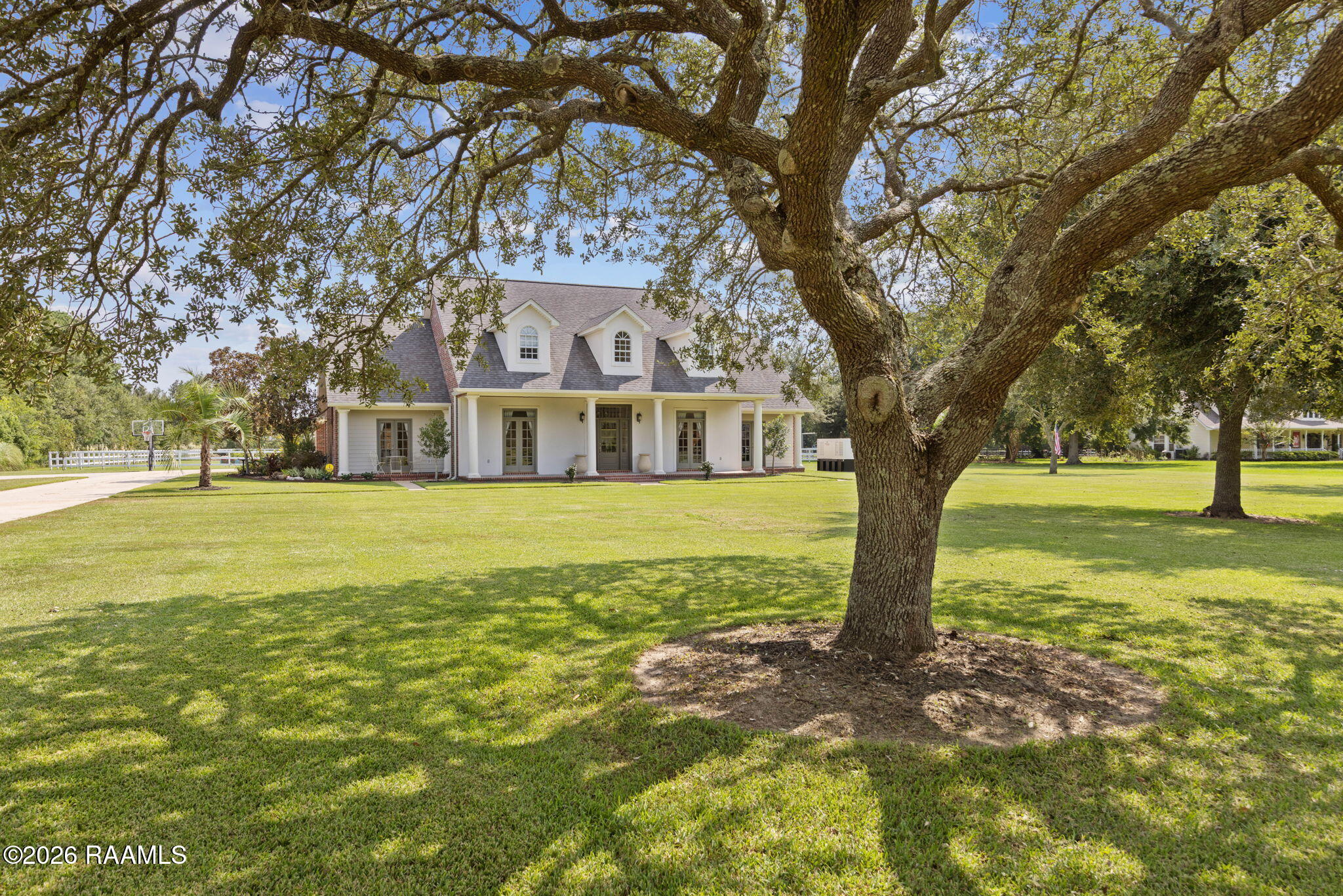 411 Copperfield Way