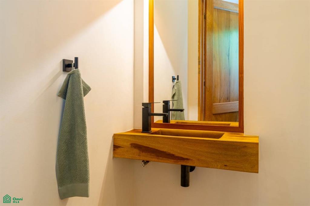 Luxury, Ocean View, Stunning Details on Calle Perezoso