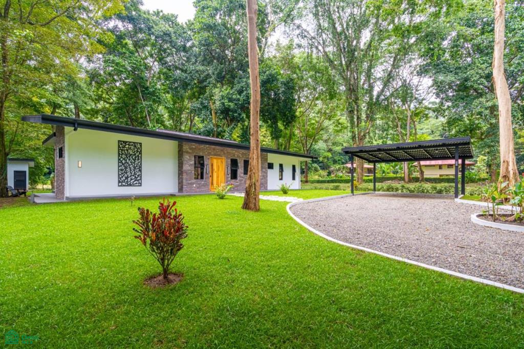 tres rios , Puerto Cortés, Osa, Puntarenas