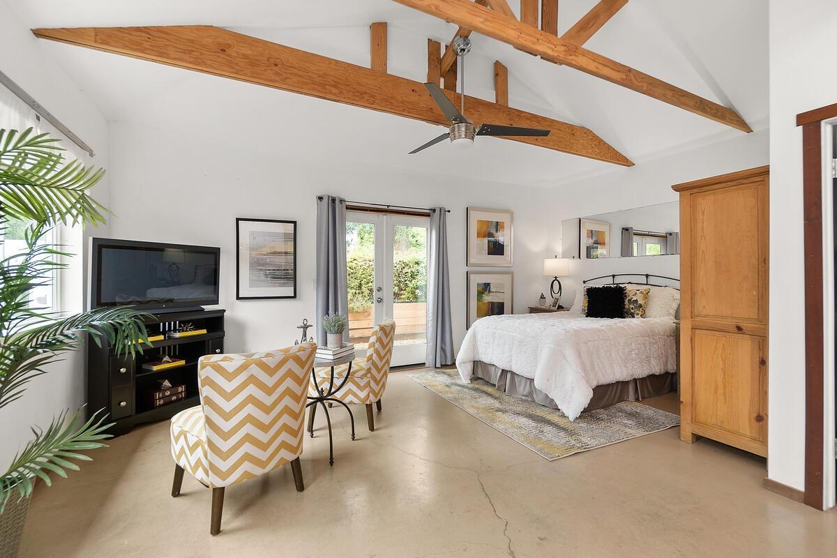 1508 Pacific Drive
