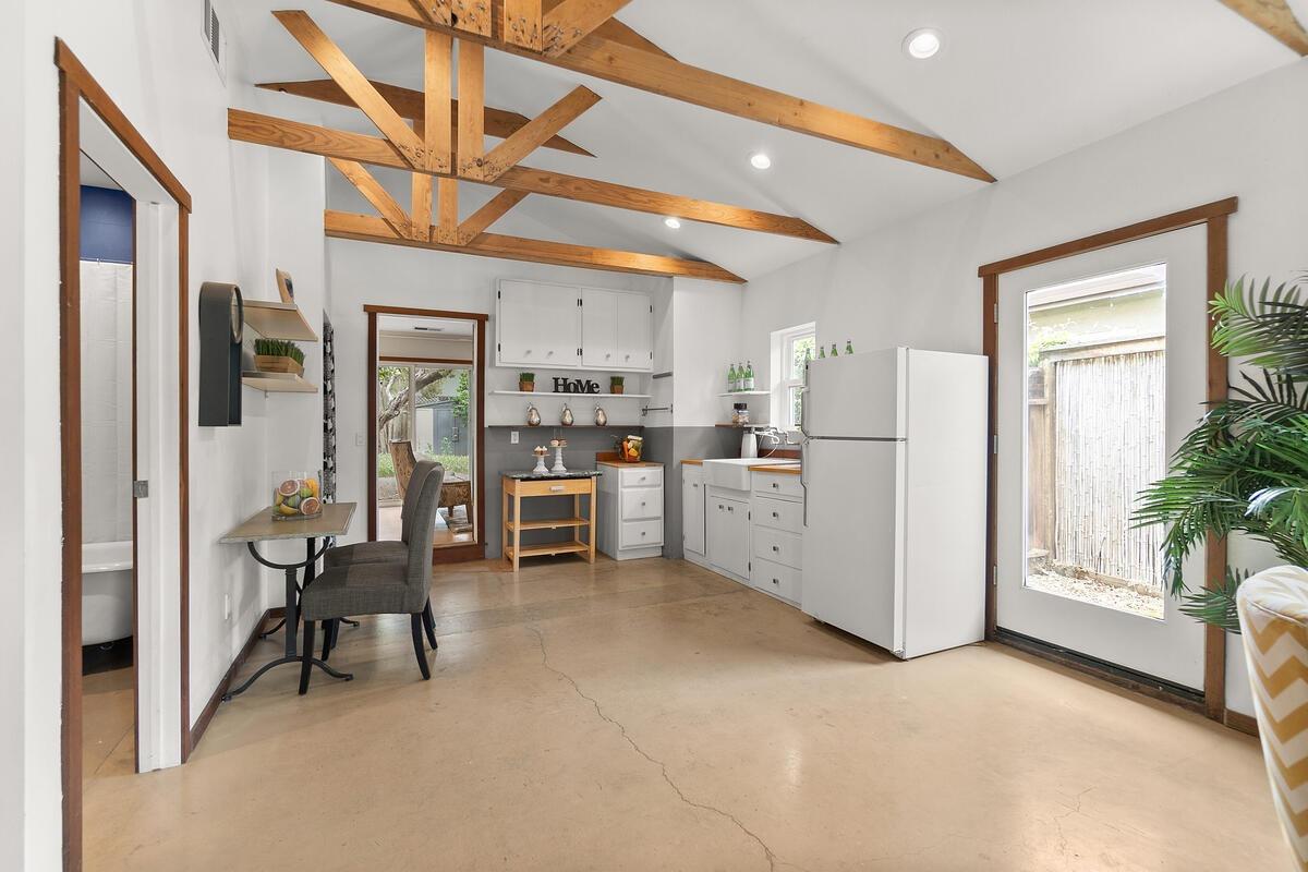 1508 Pacific Drive