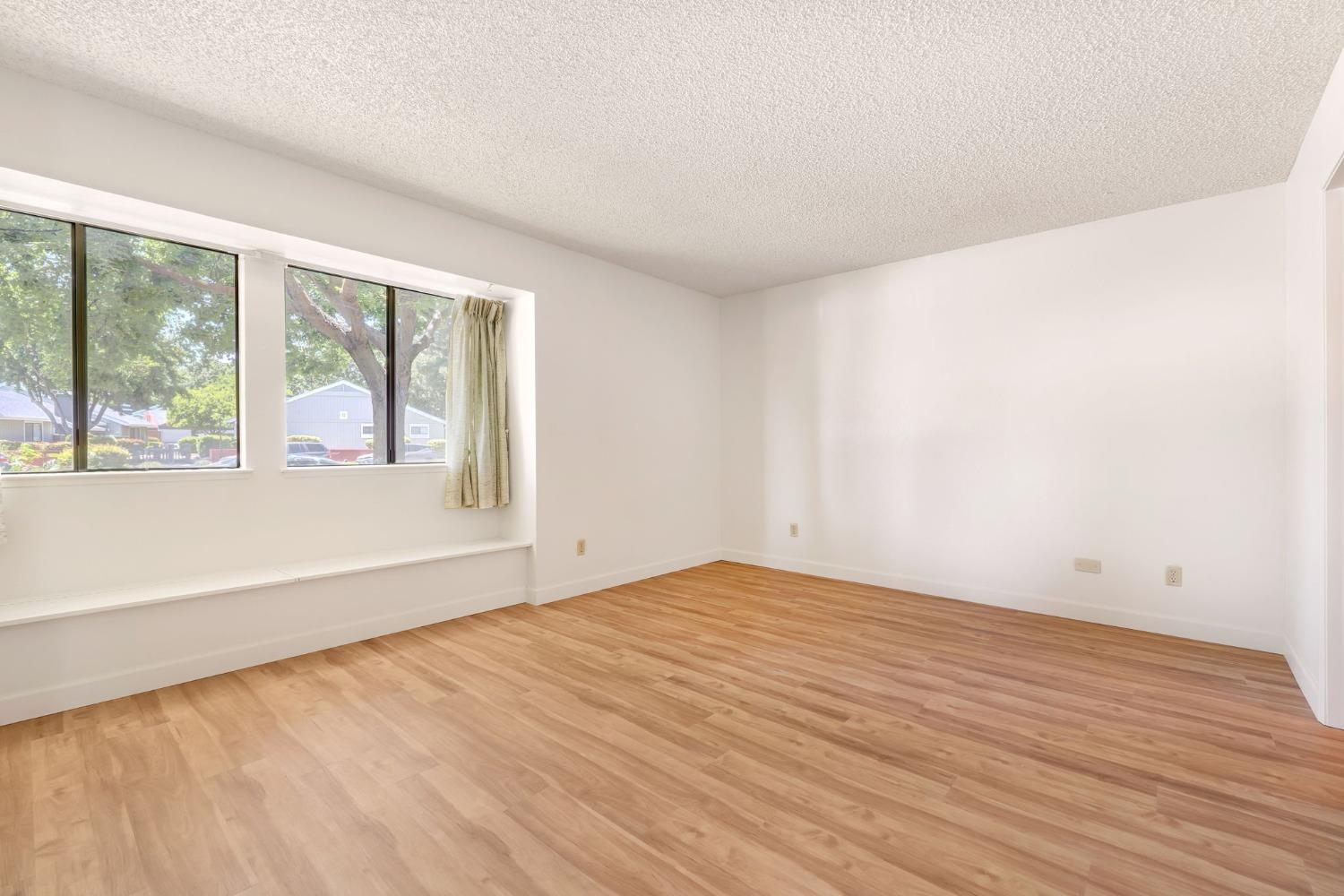4848 4501 El Cemonte Avenue Unit: 12