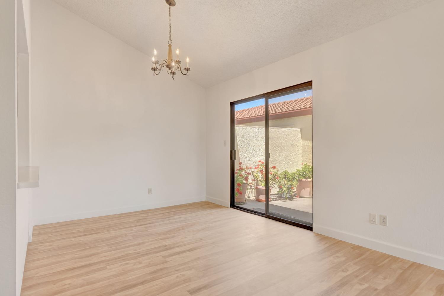 4848 4501 El Cemonte Avenue Unit: 12