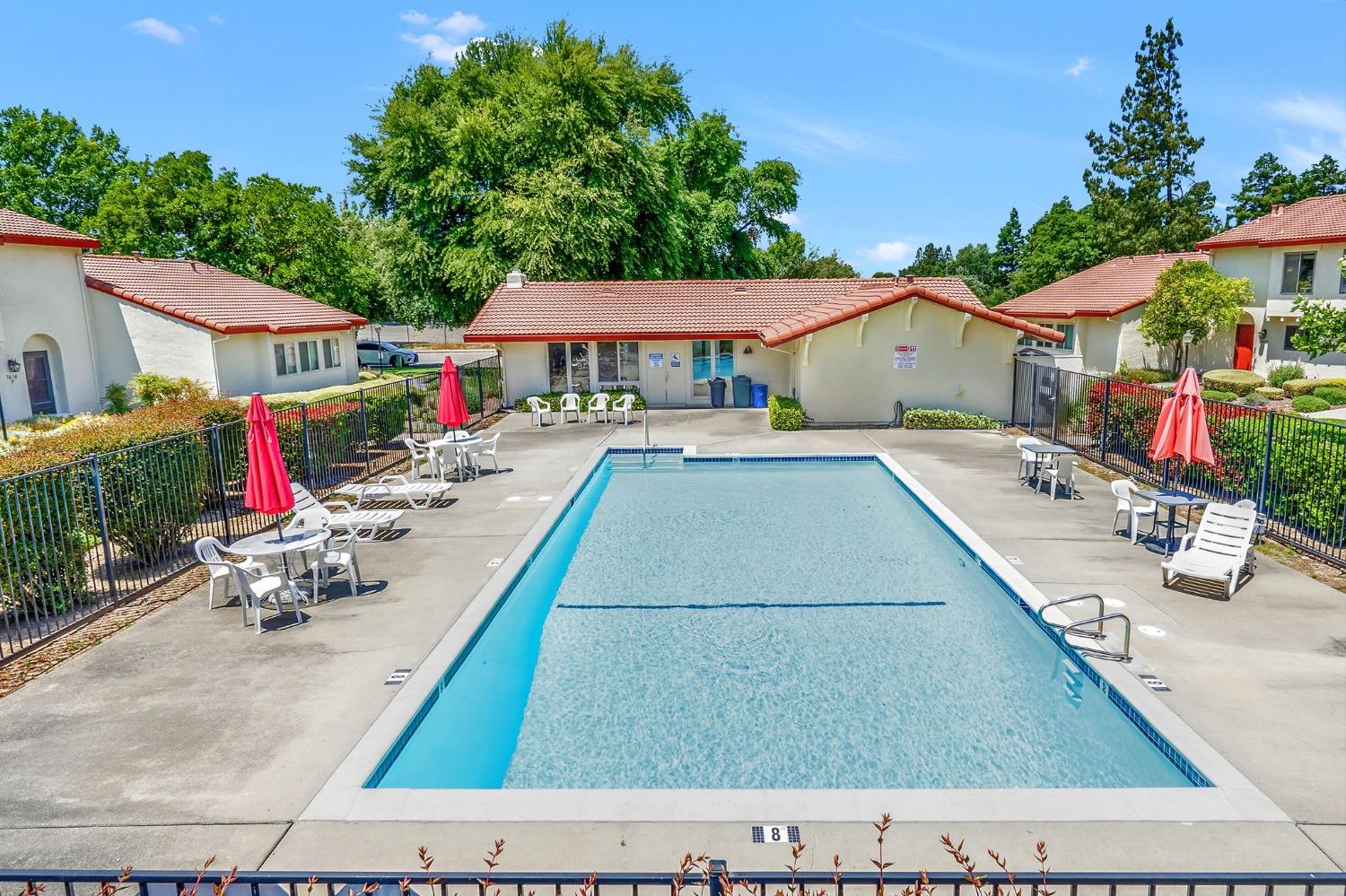 4848 4501 El Cemonte Avenue Unit: 12