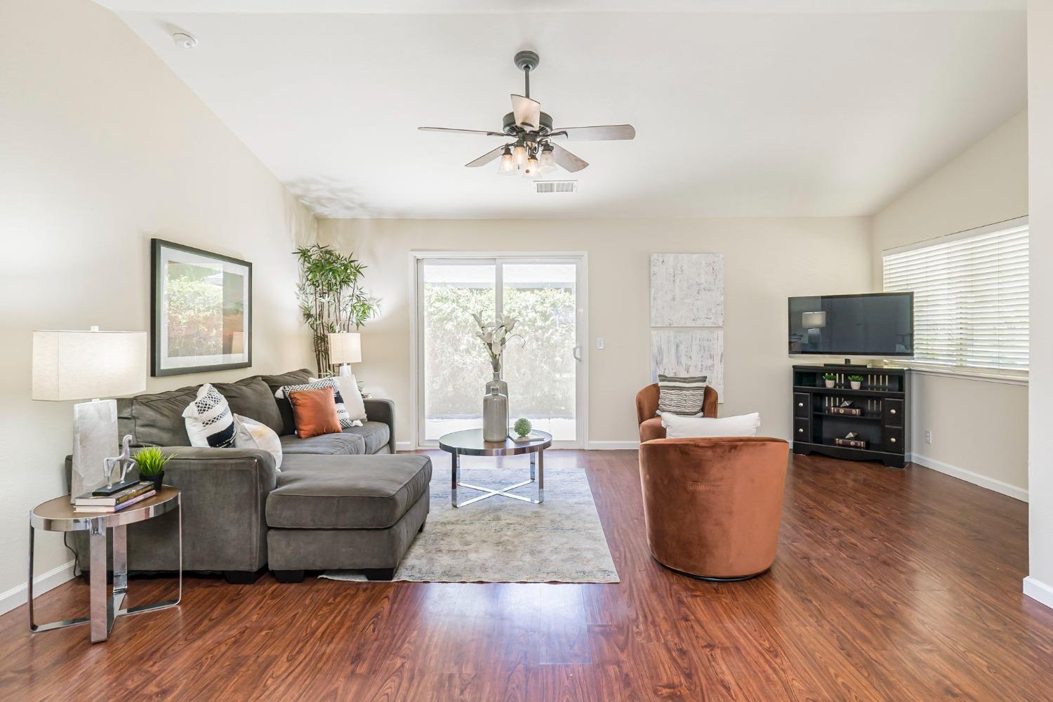 2714 Javier Place