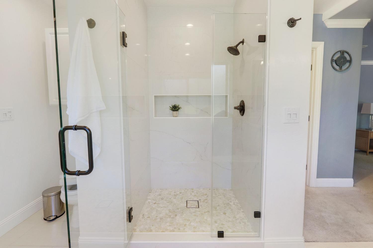 3449 Oyster Bay Avenue