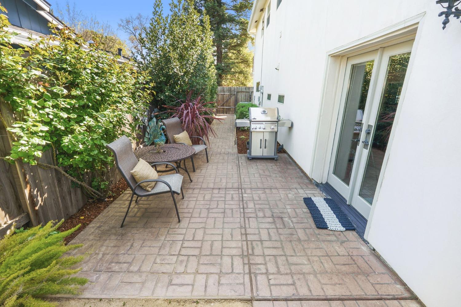 3449 Oyster Bay Avenue