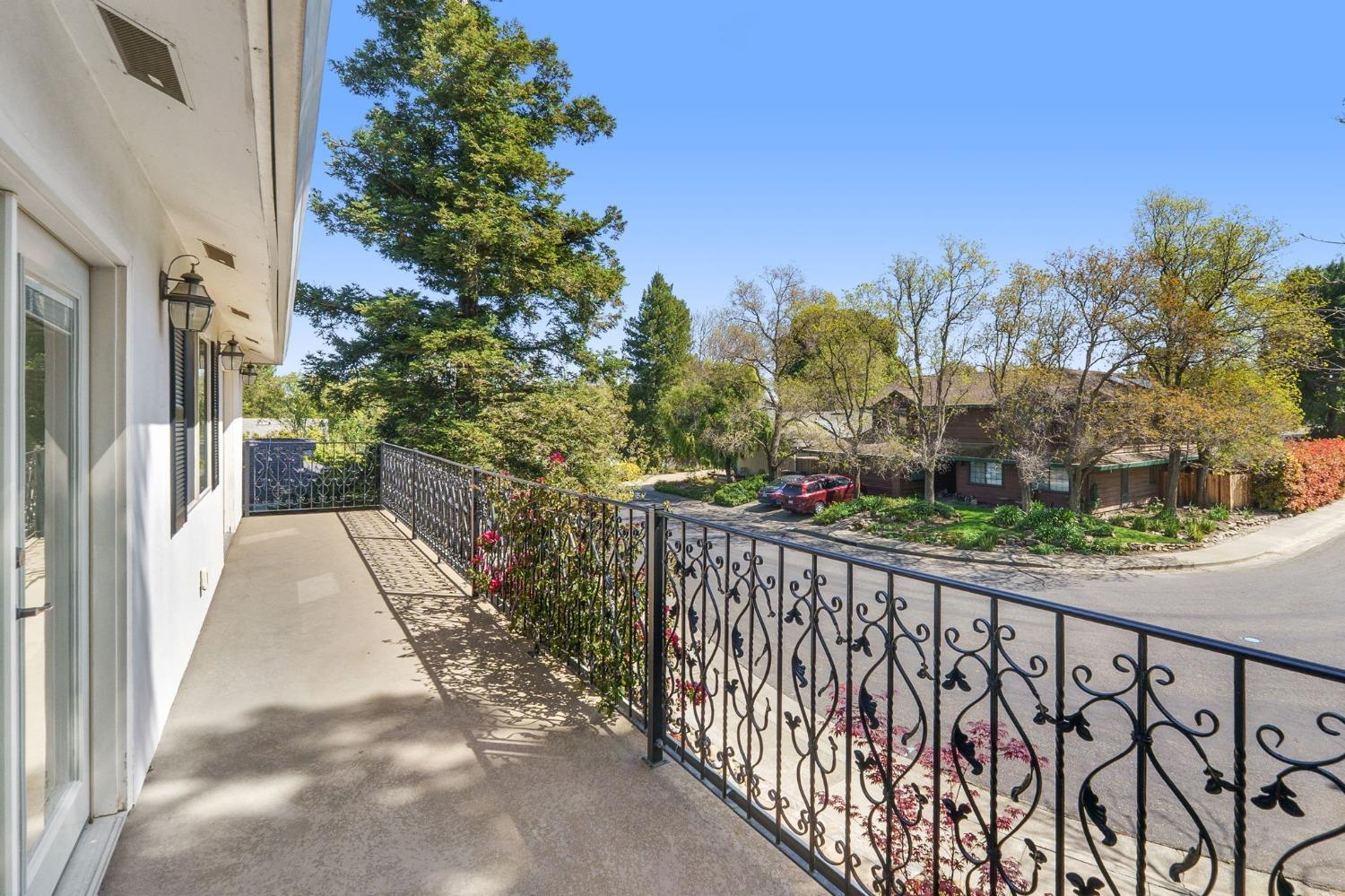 3449 Oyster Bay Avenue