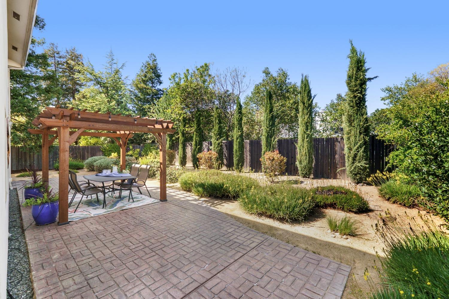 3449 Oyster Bay Avenue