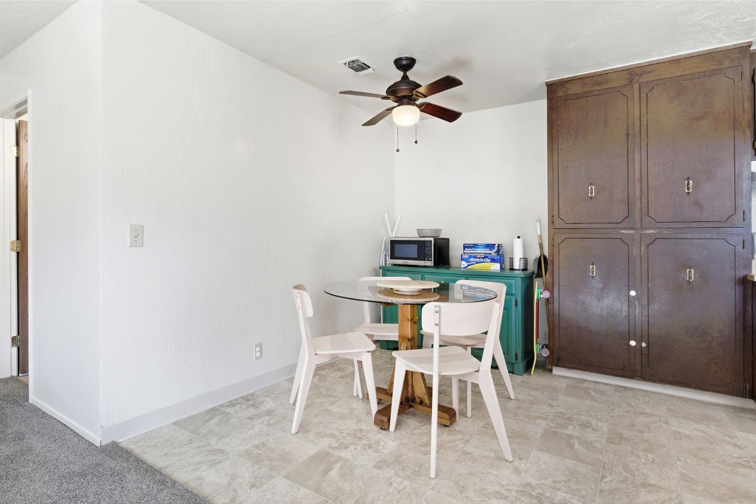 921 Bienville