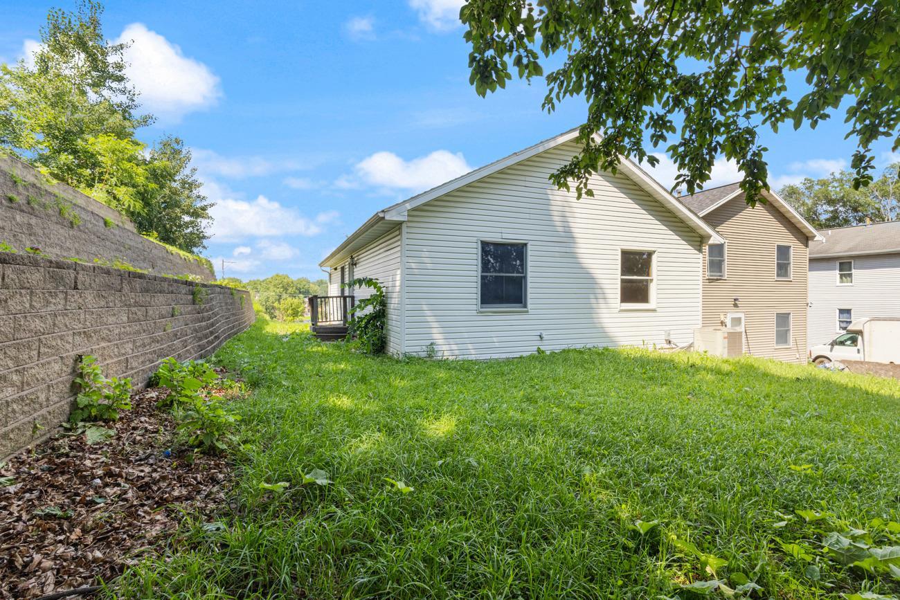 1320 Wilson Avenue Saint Paul, Minnesota 55106