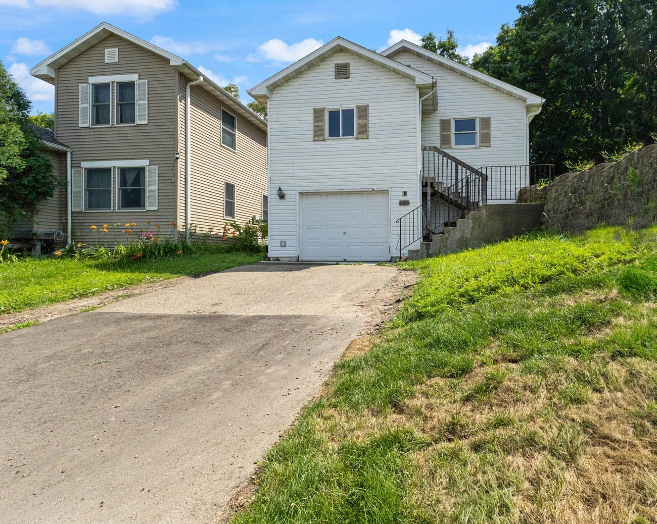 1320 Wilson Avenue Saint Paul, Minnesota 55106