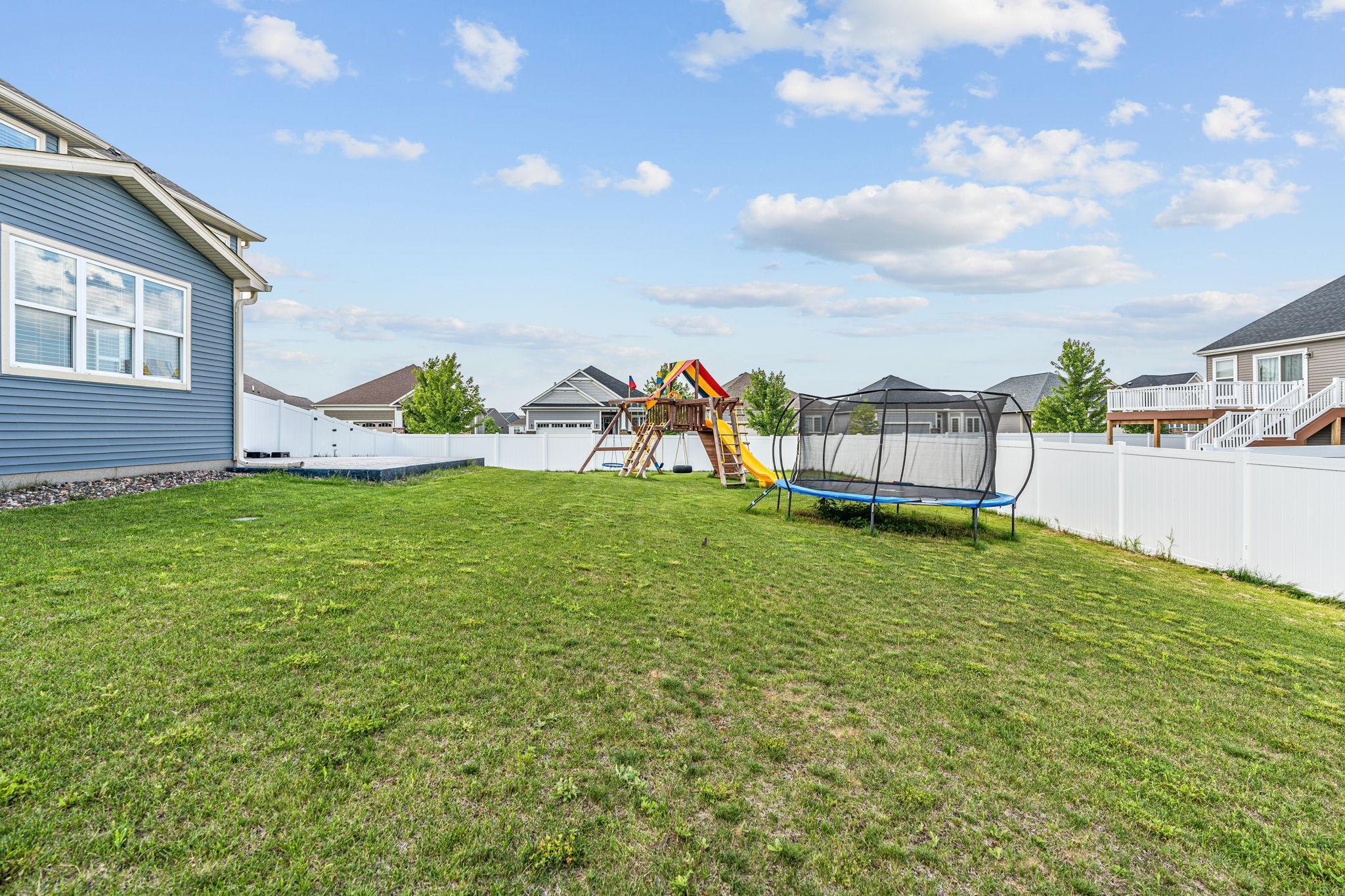 18306 Greenstone Way Lakeville, MN 55044