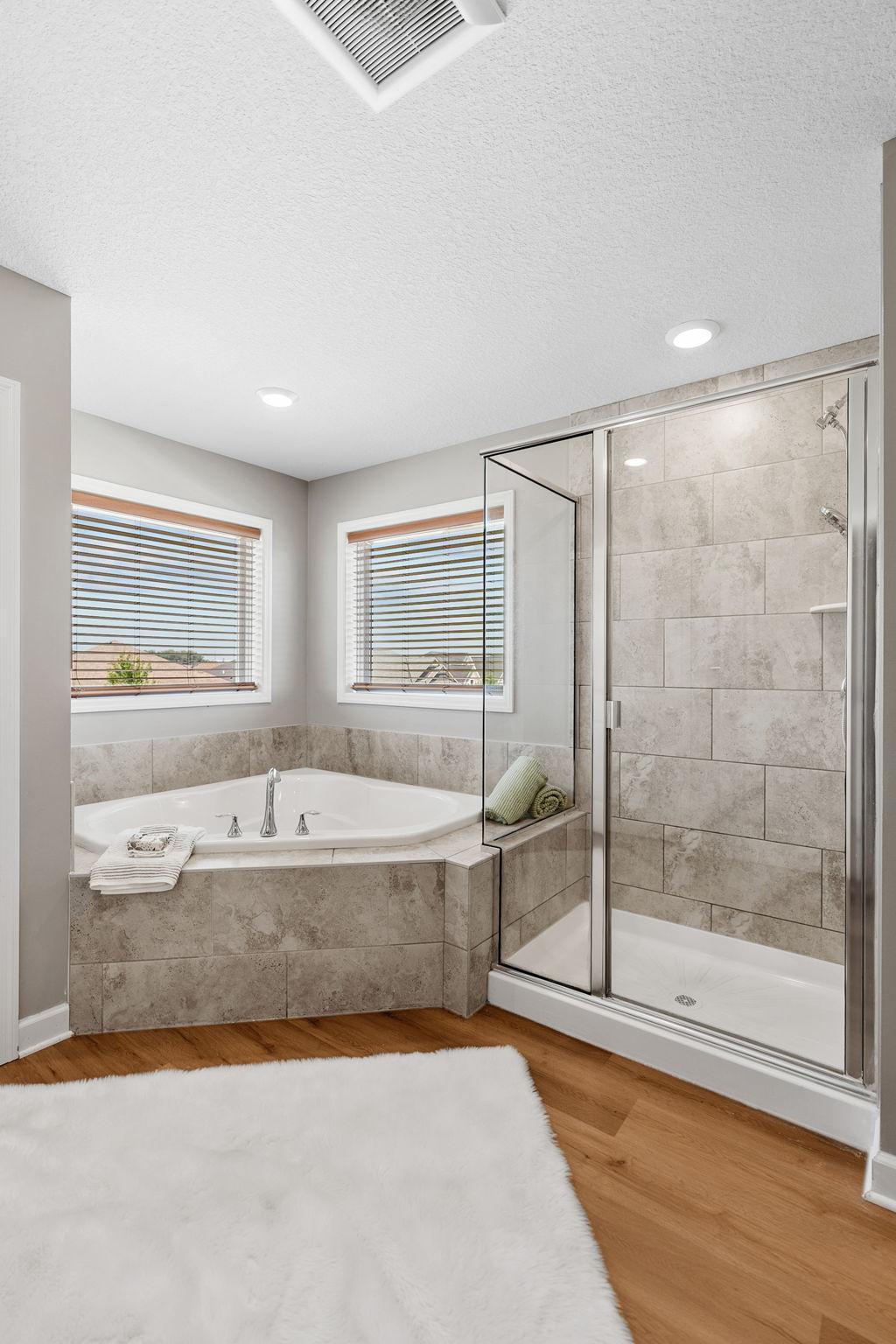 18306 Greenstone Way Lakeville, MN 55044