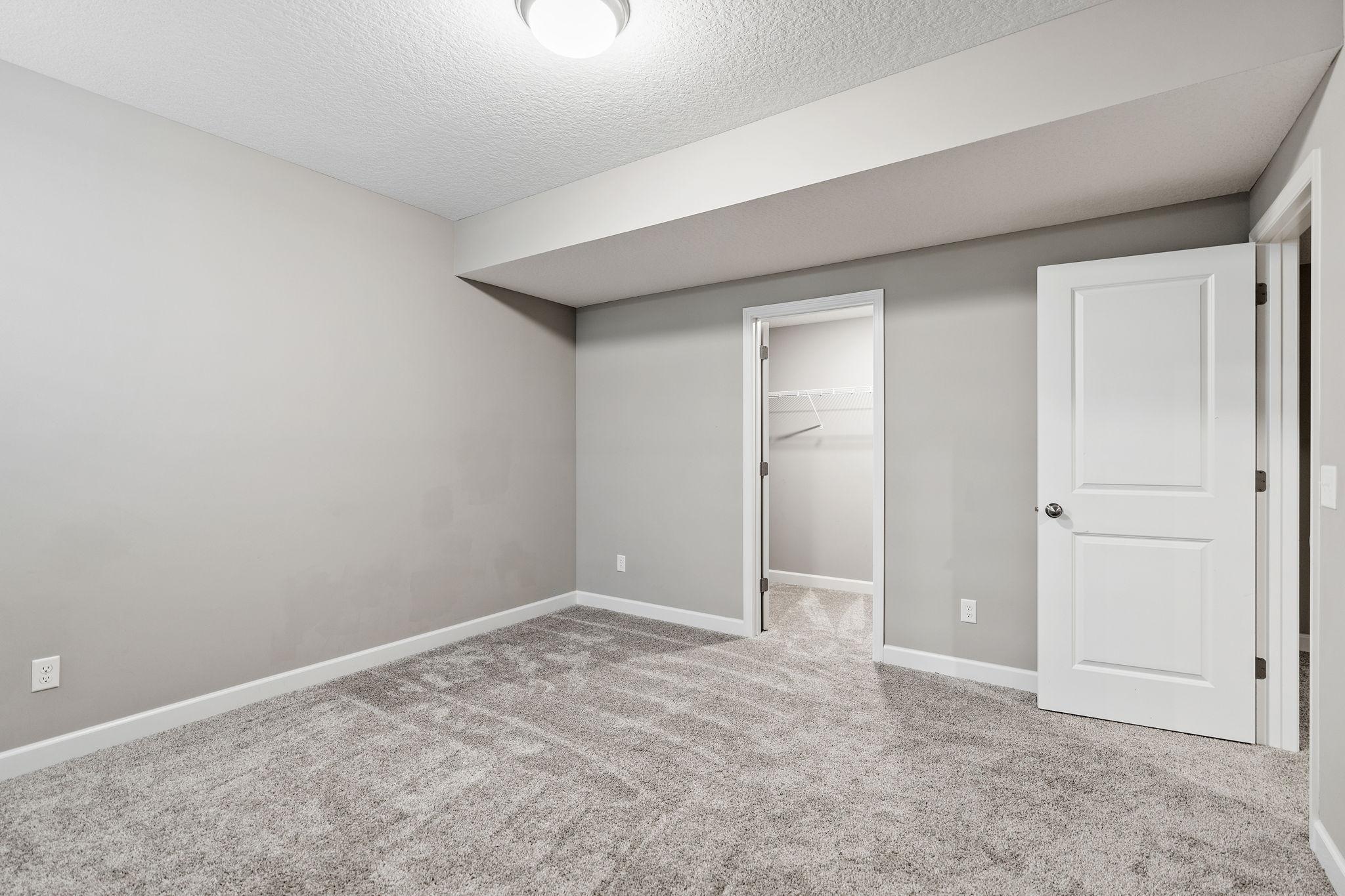 18306 Greenstone Way Lakeville, MN 55044
