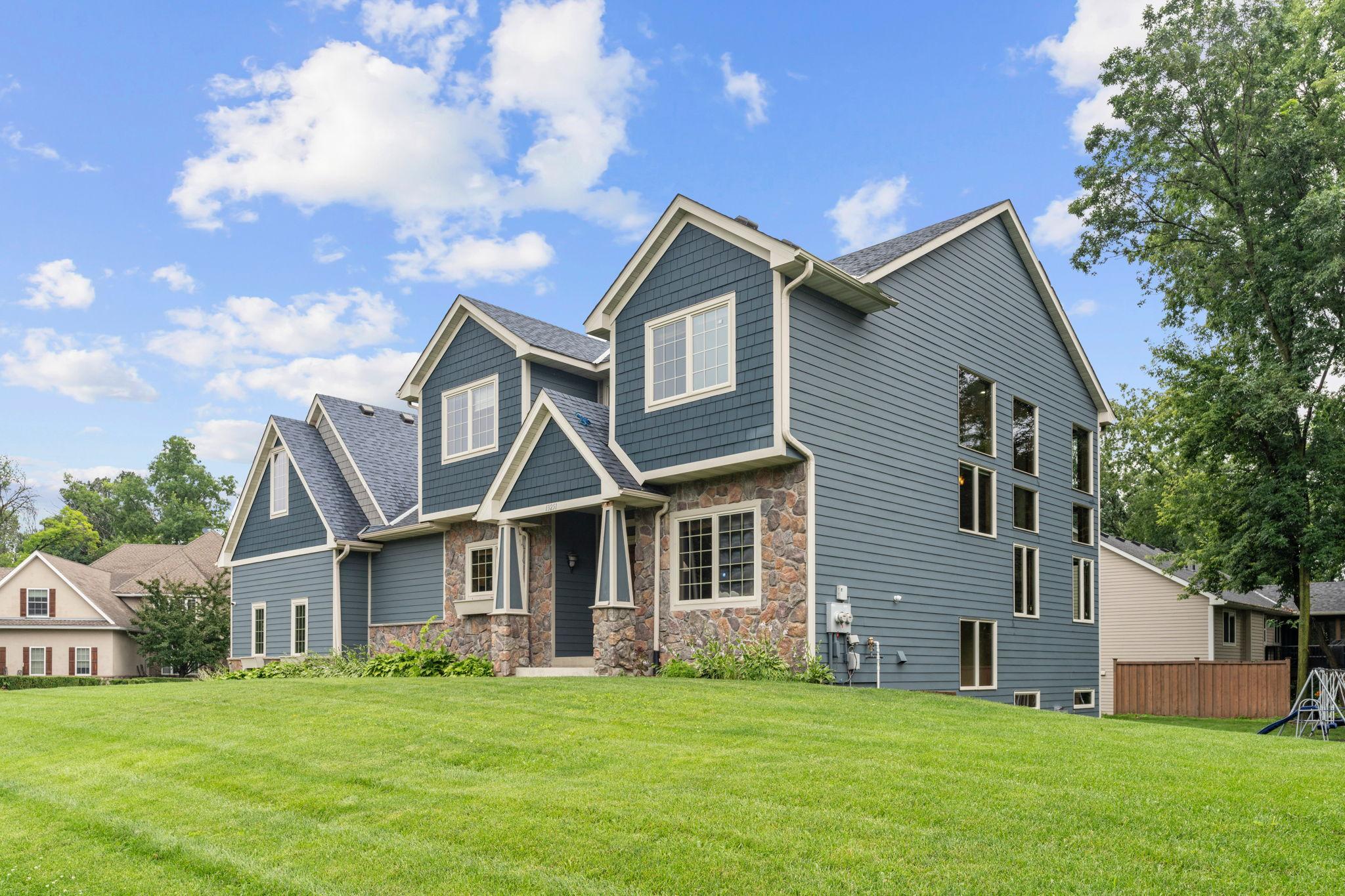 13251 Pennsylvania Avenue Savage, MN 55378