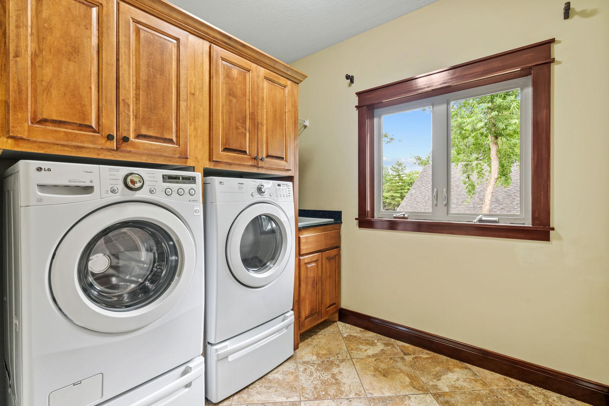 13251 Pennsylvania Avenue Savage, MN 55378