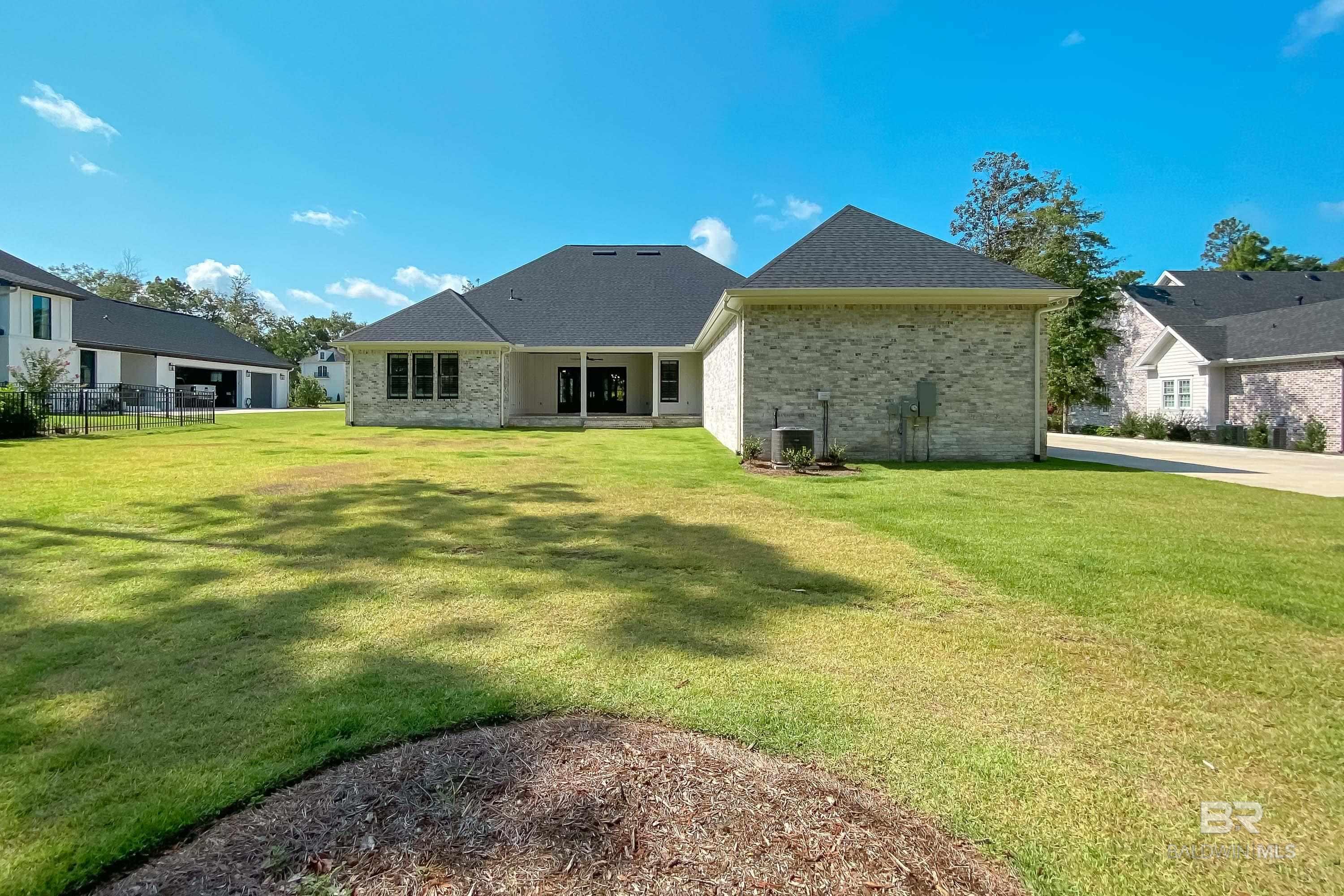 11504 Redfern Road