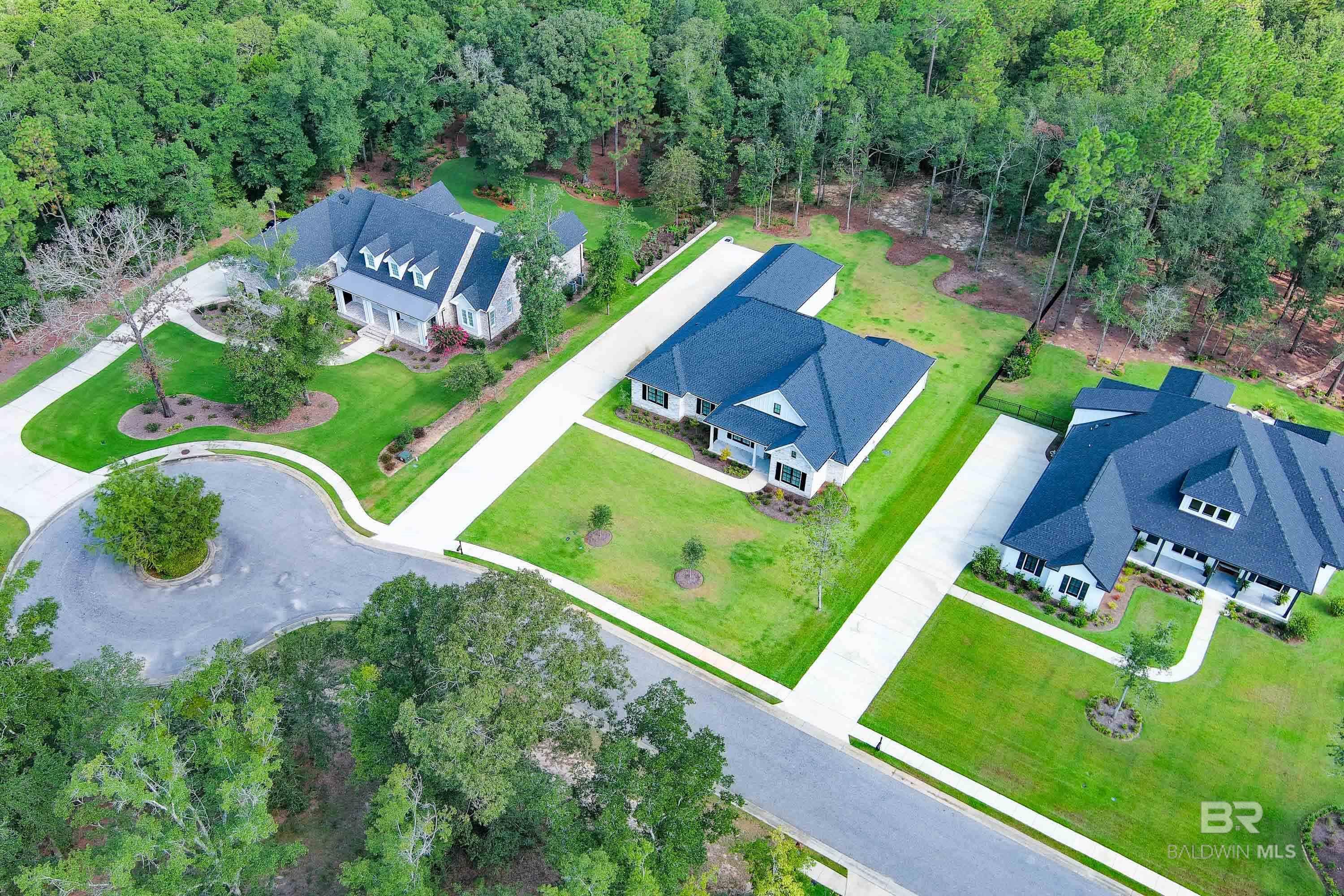 11504 Redfern Road