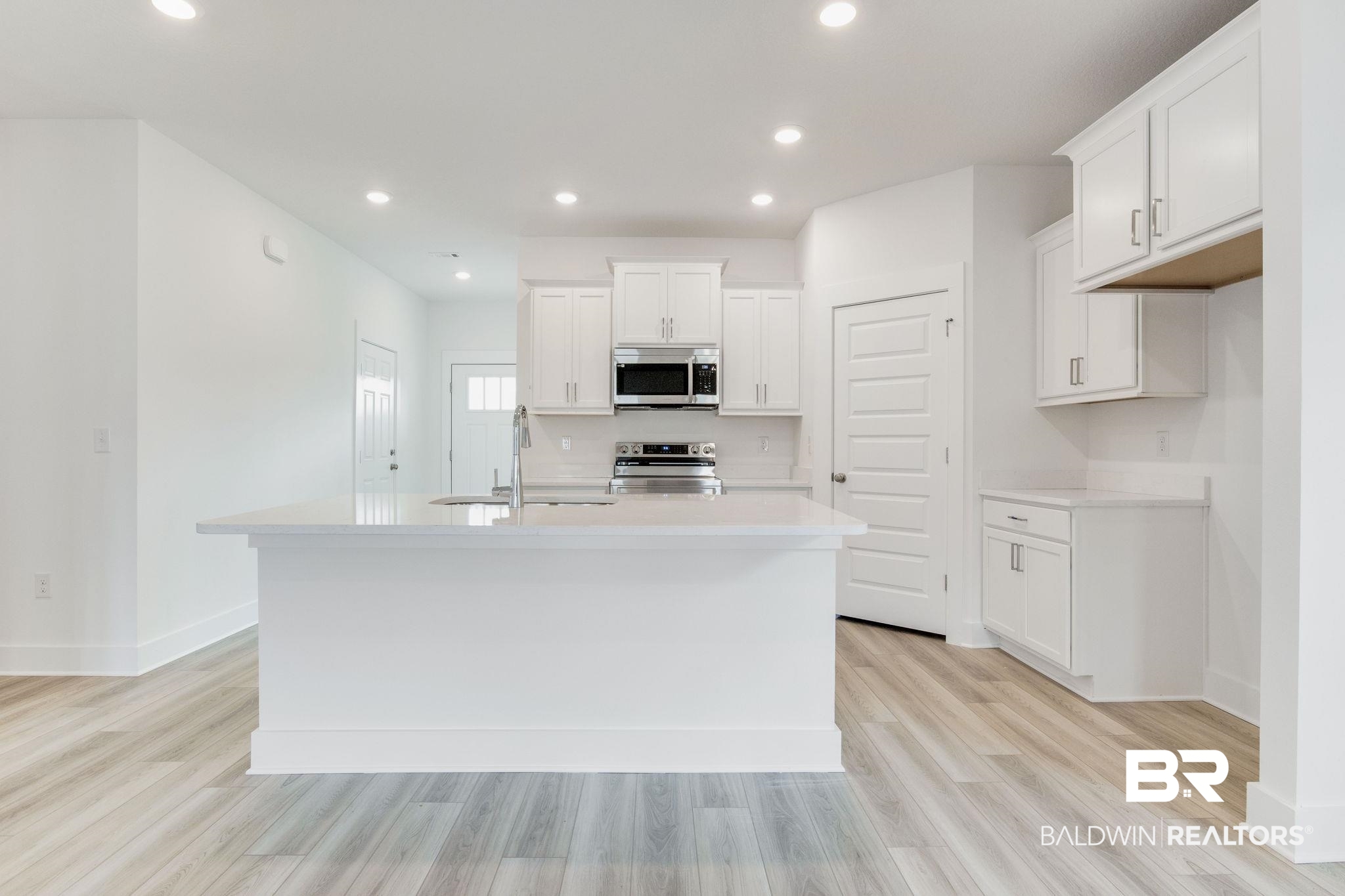 9573 Old Crows Cove