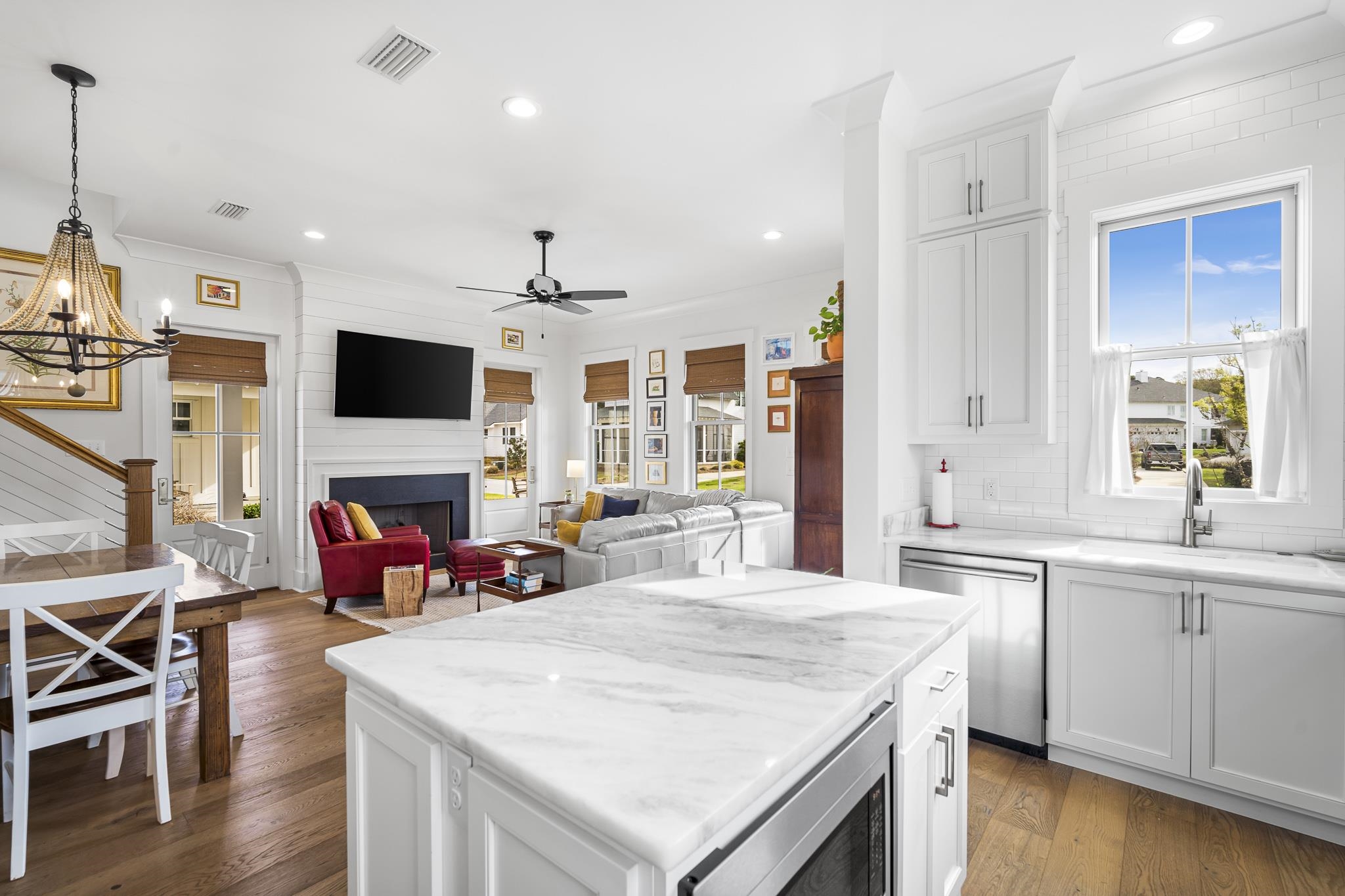 711 Boundary Drive
