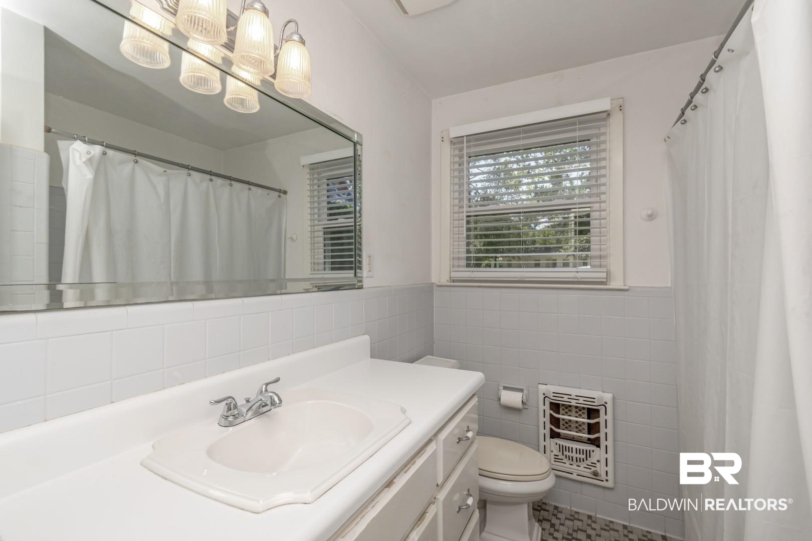 505 E Barksdale Drive