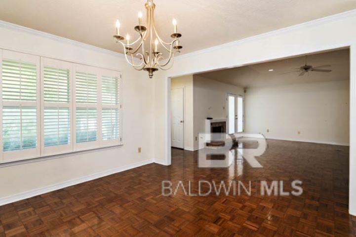 12 Stonebridge Court