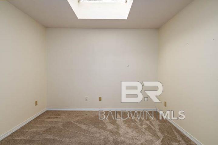 12 Stonebridge Court