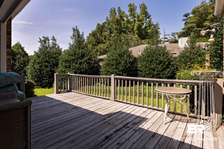 12 Stonebridge Court
