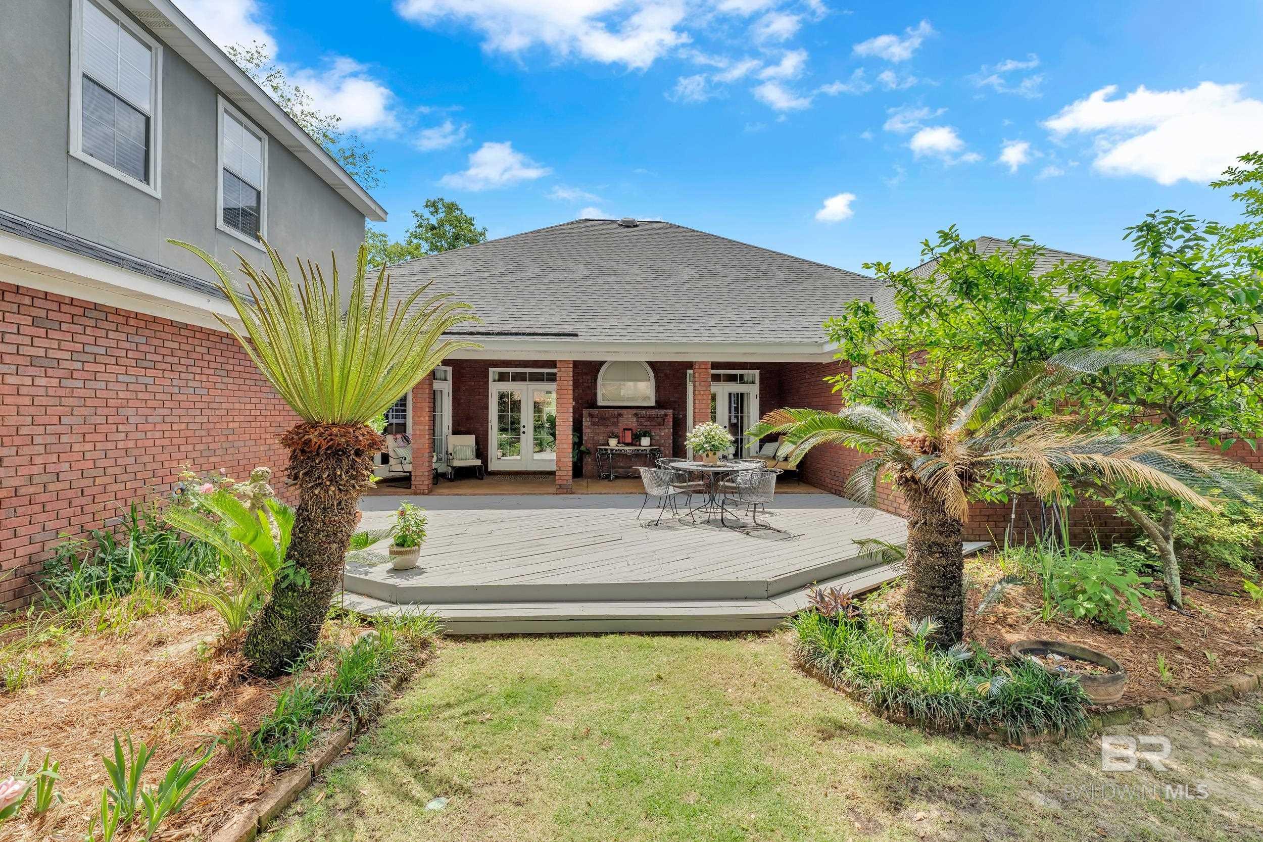 133 North Drive
