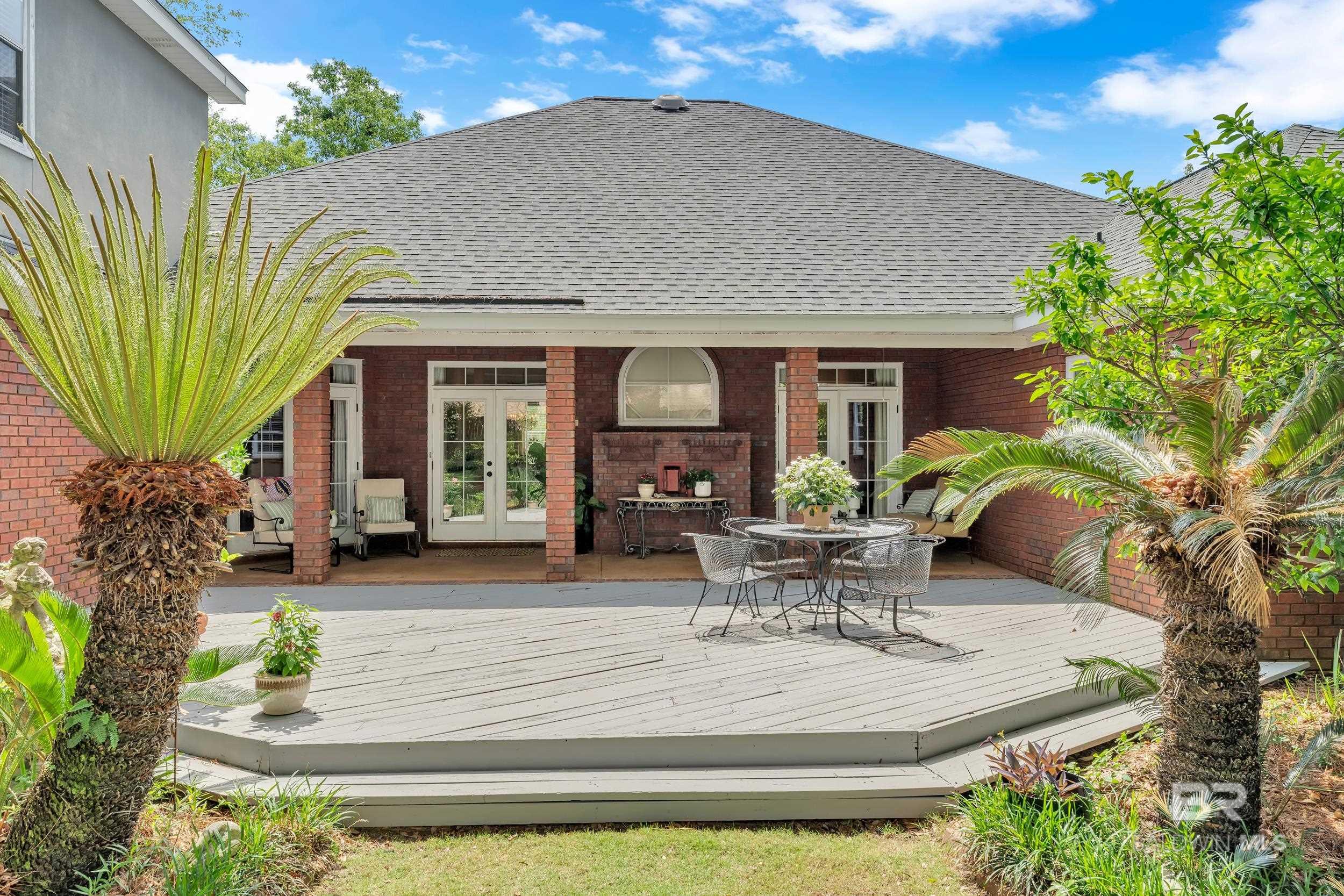 133 North Drive
