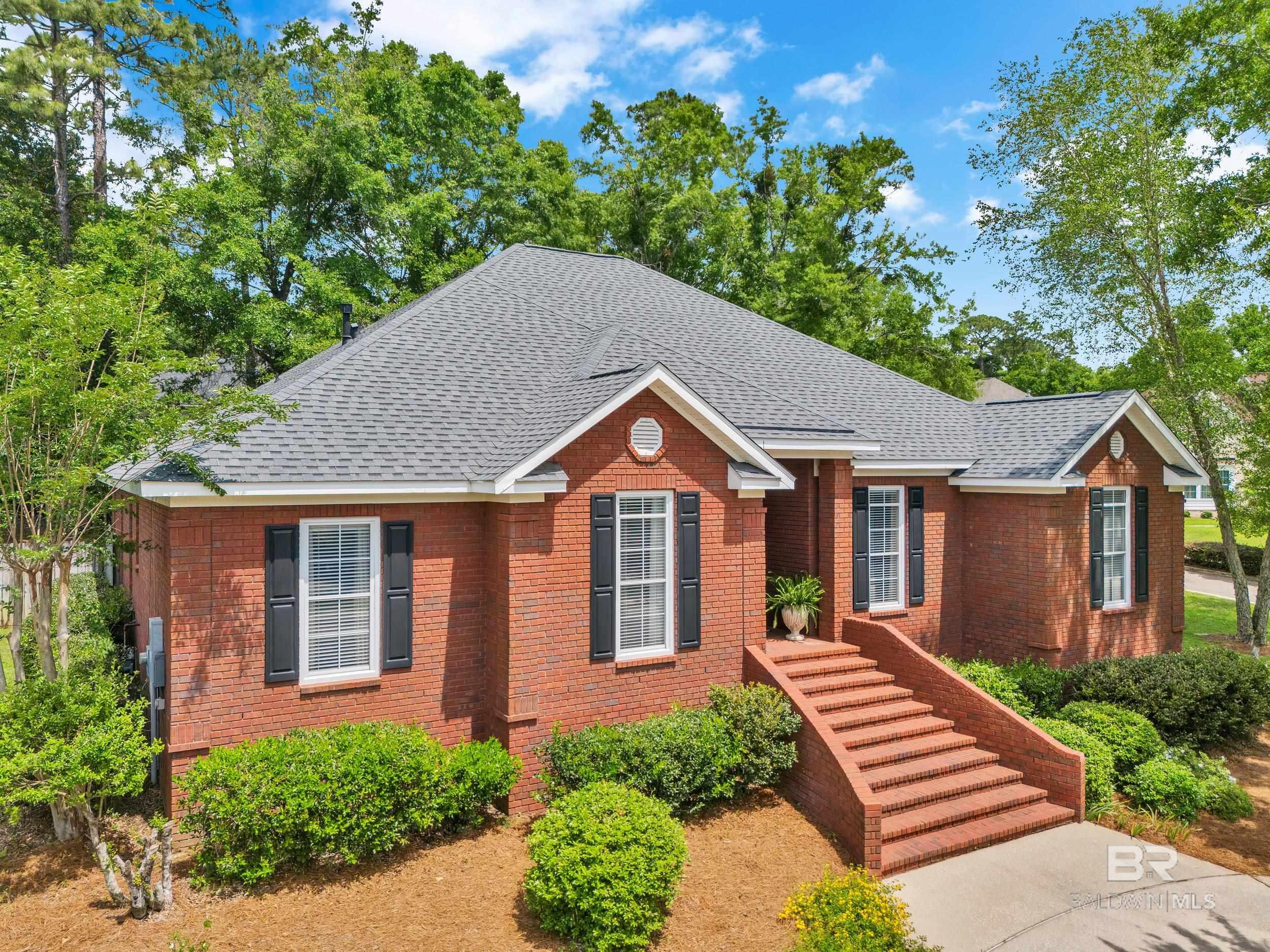 133 North Drive