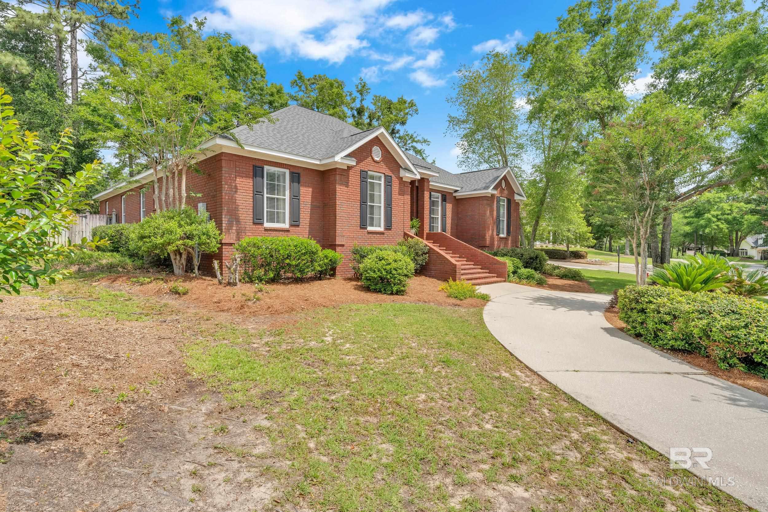 133 North Drive