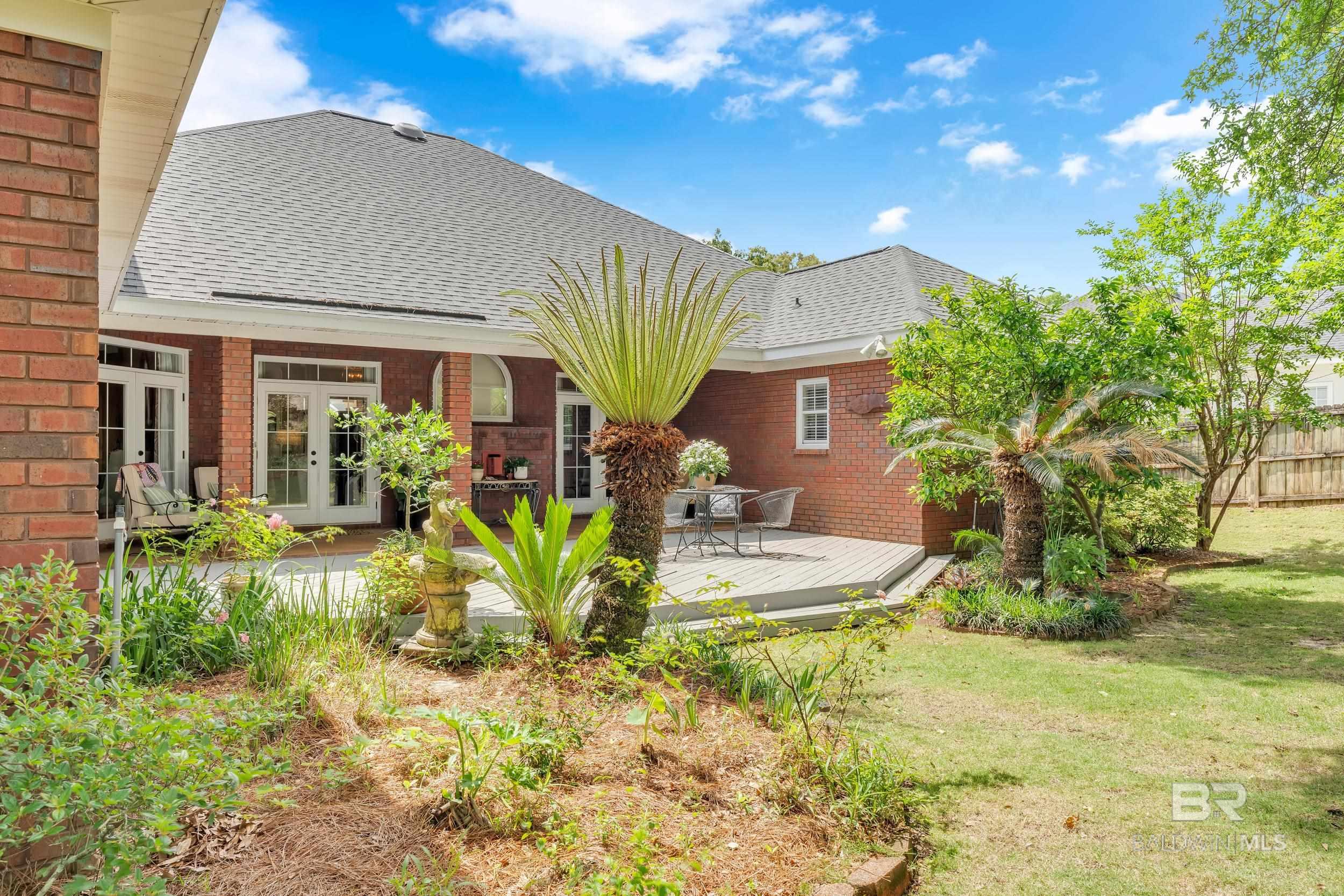 133 North Drive