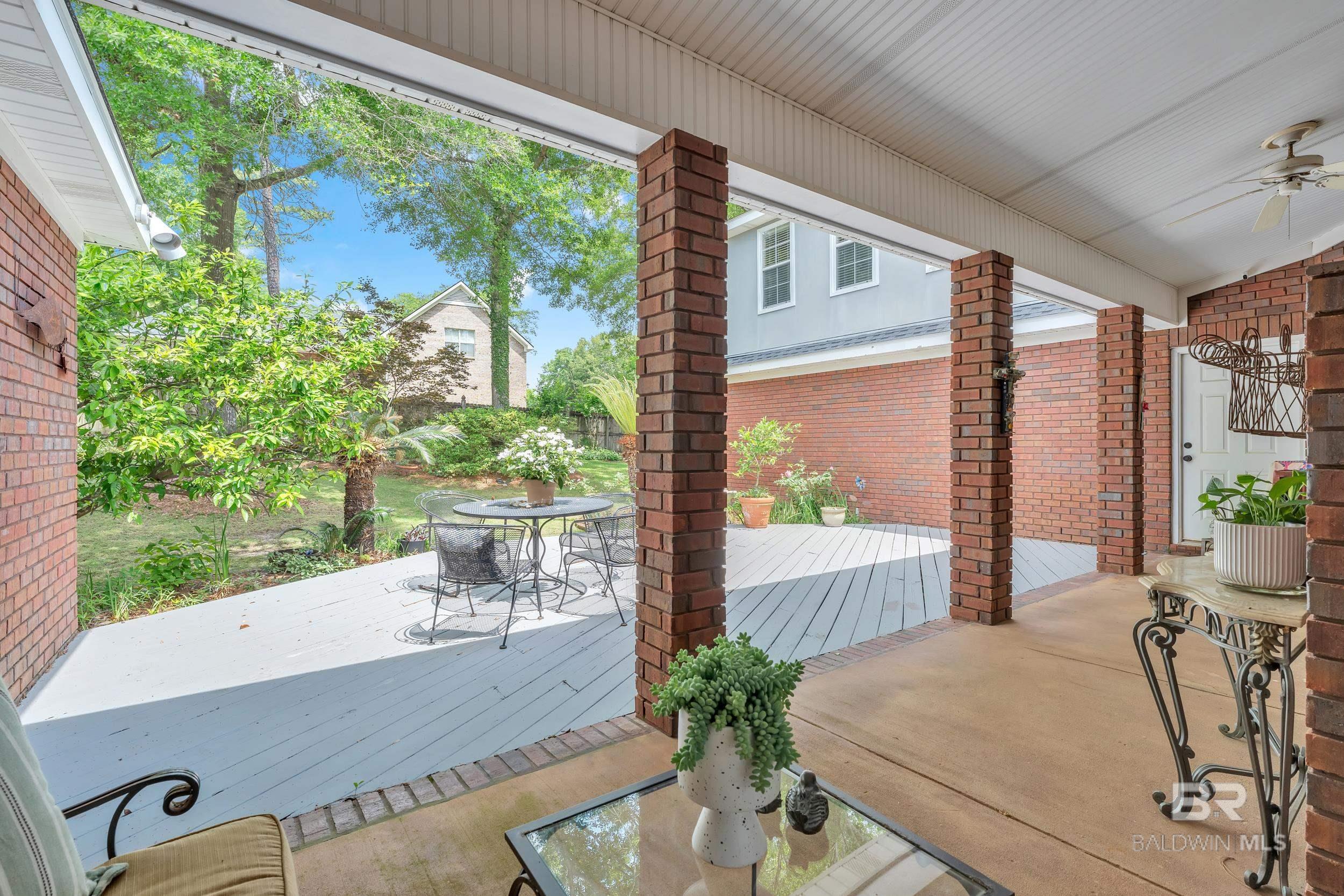 133 North Drive