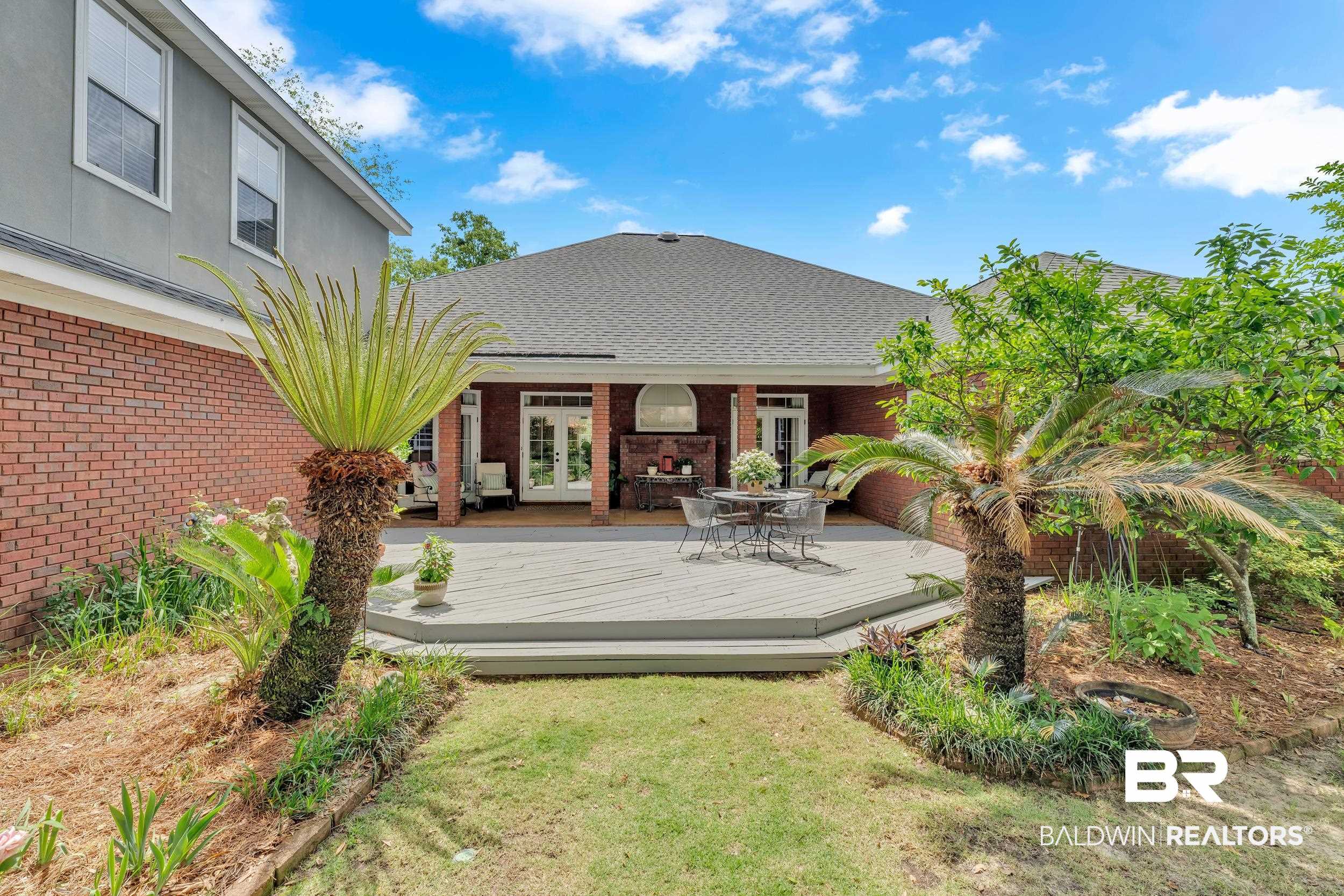 133 North Drive