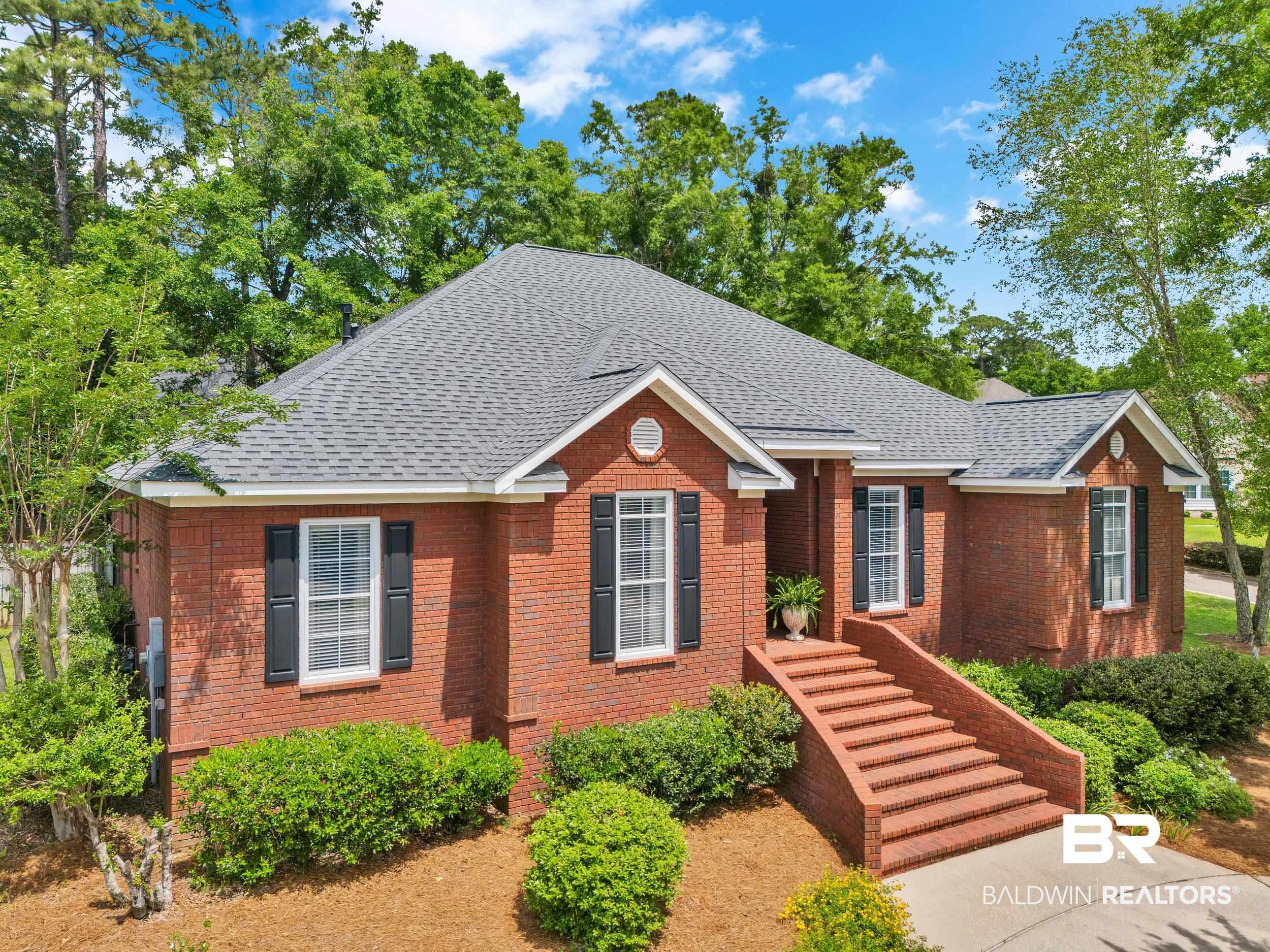 133 North Drive