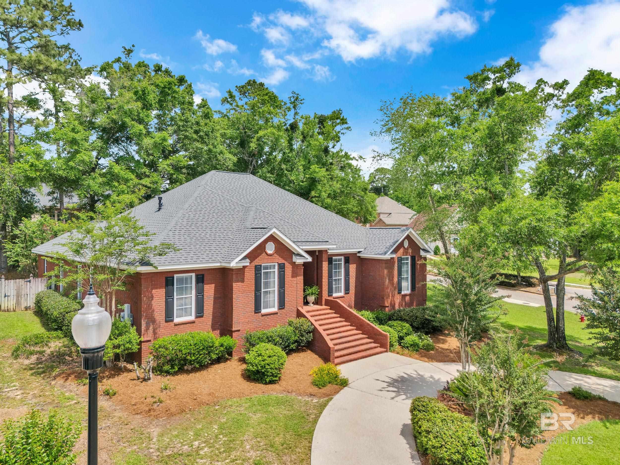 133 North Drive