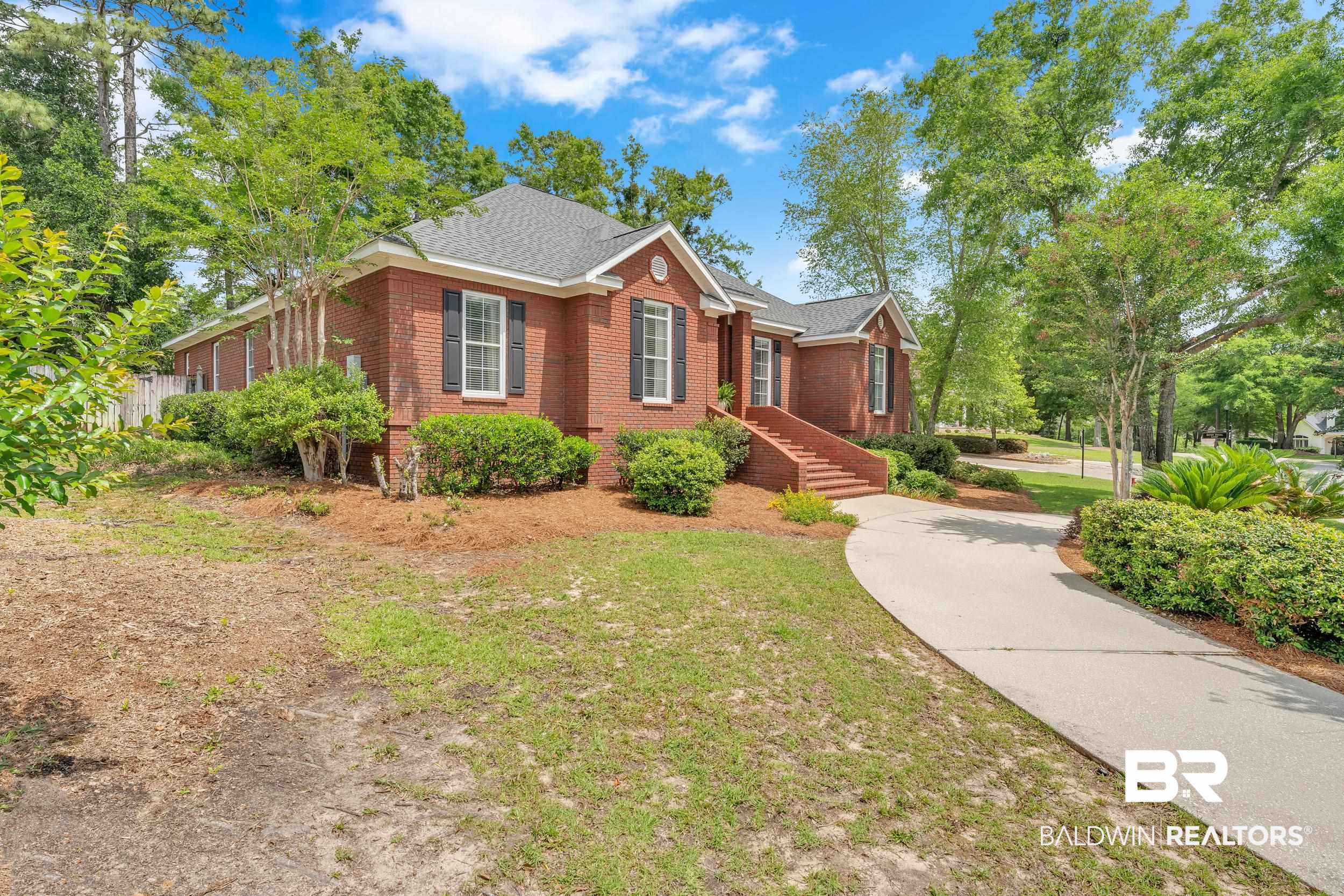 133 North Drive