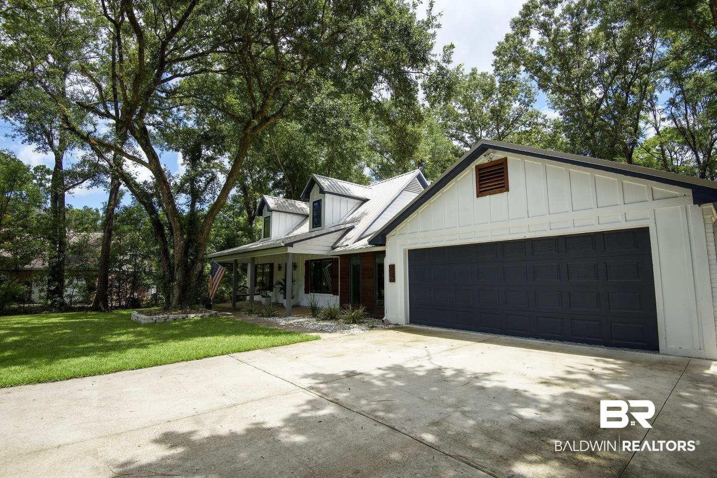 110 Echo Lane