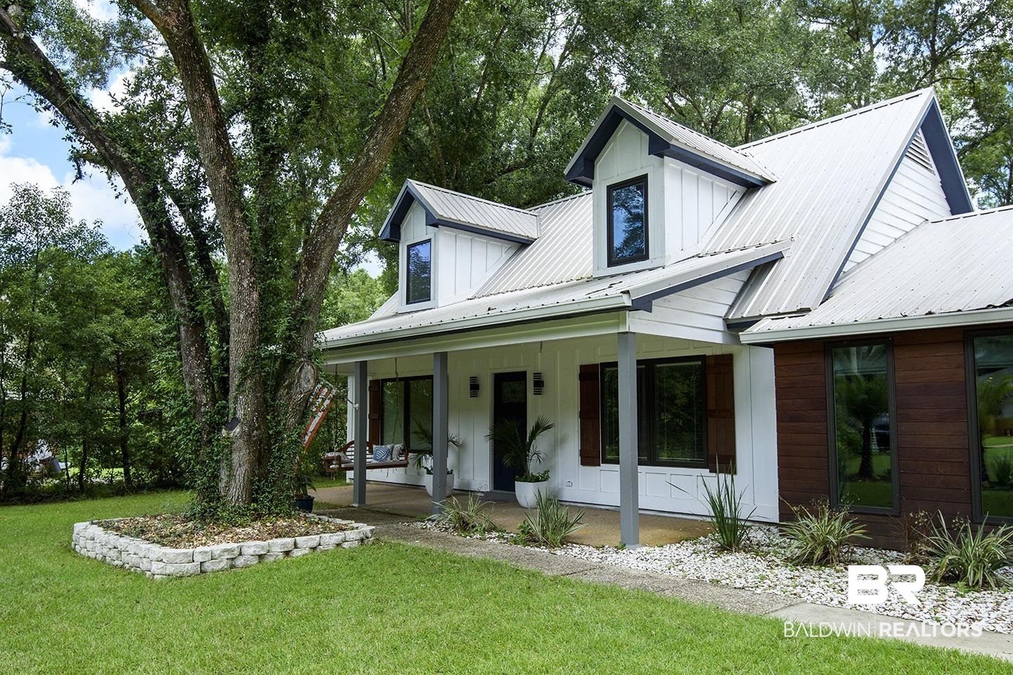110 Echo Lane