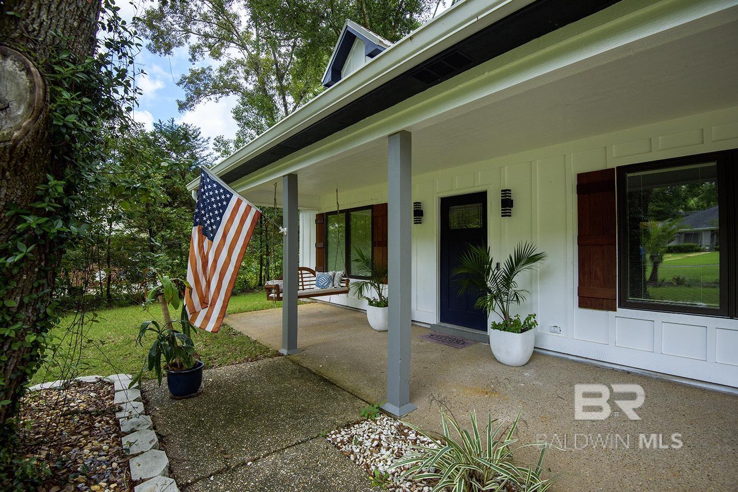110 Echo Lane
