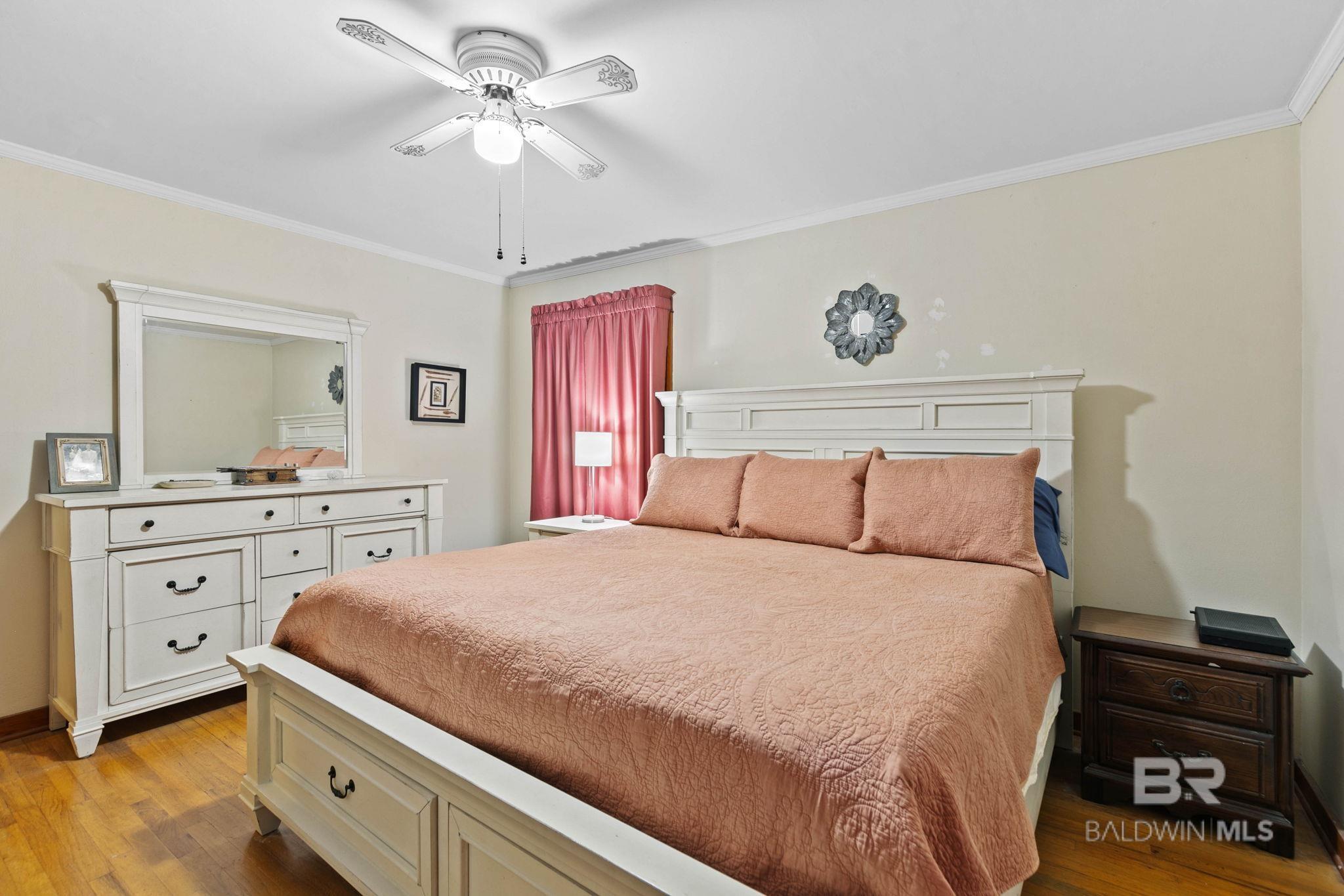 607 Bellangee Avenue
