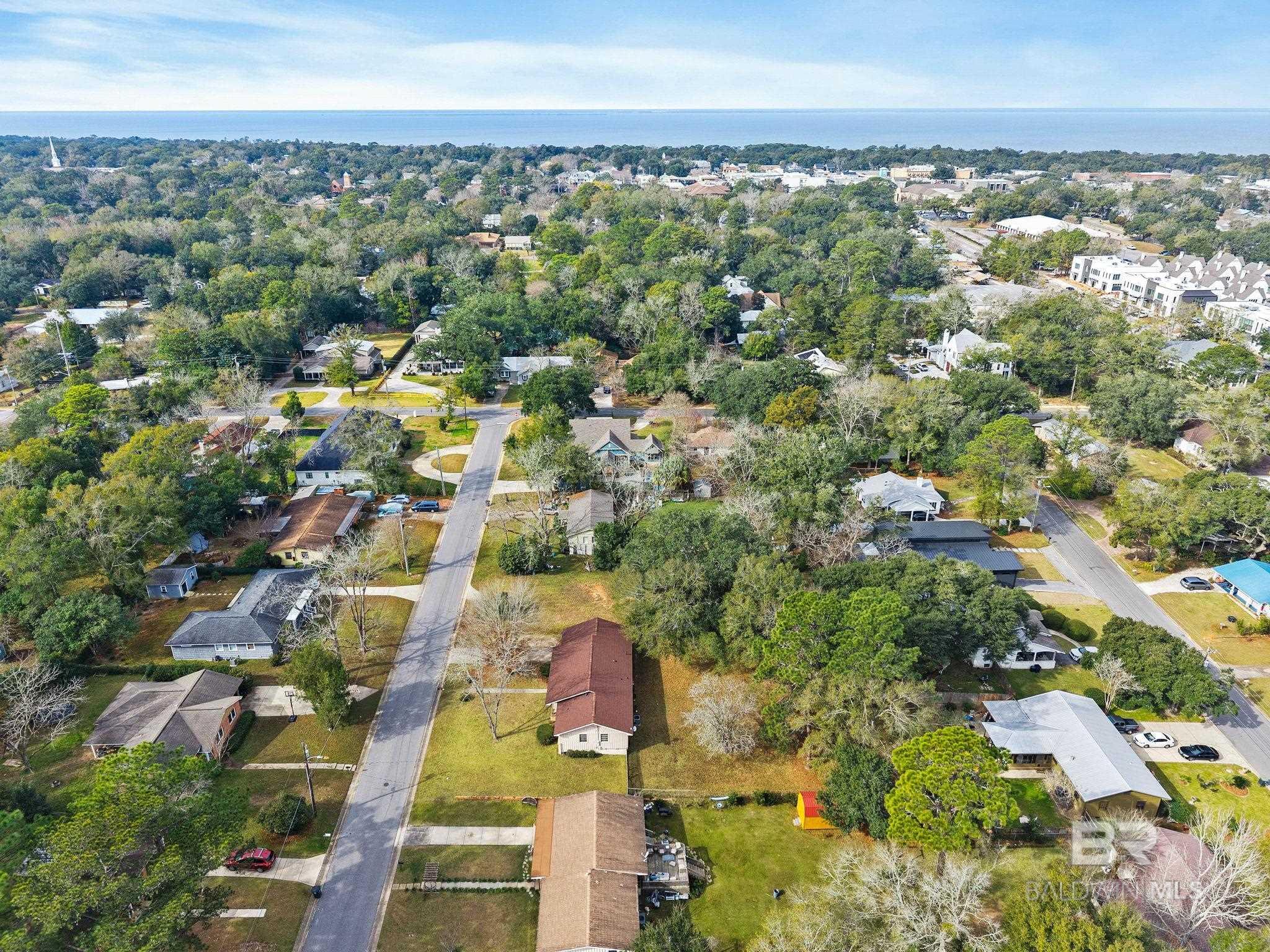 607 Bellangee Avenue