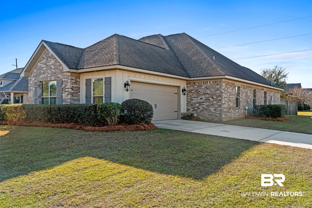 404 McClellan Boulevard