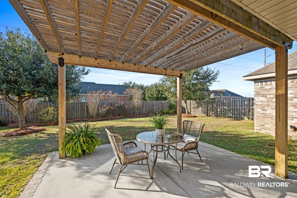 404 McClellan Boulevard